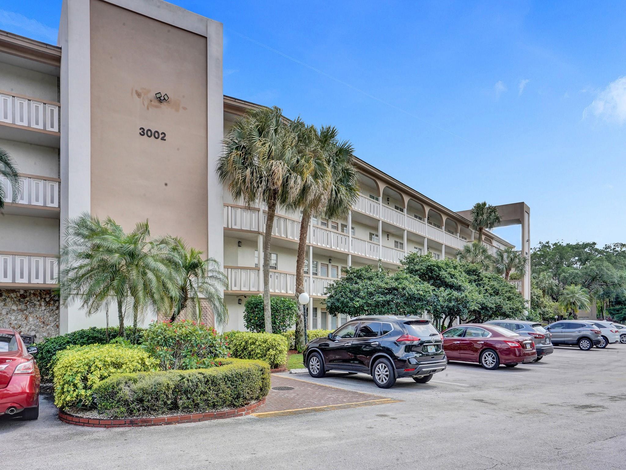 WYNMOOR VILLAGE - Residential
