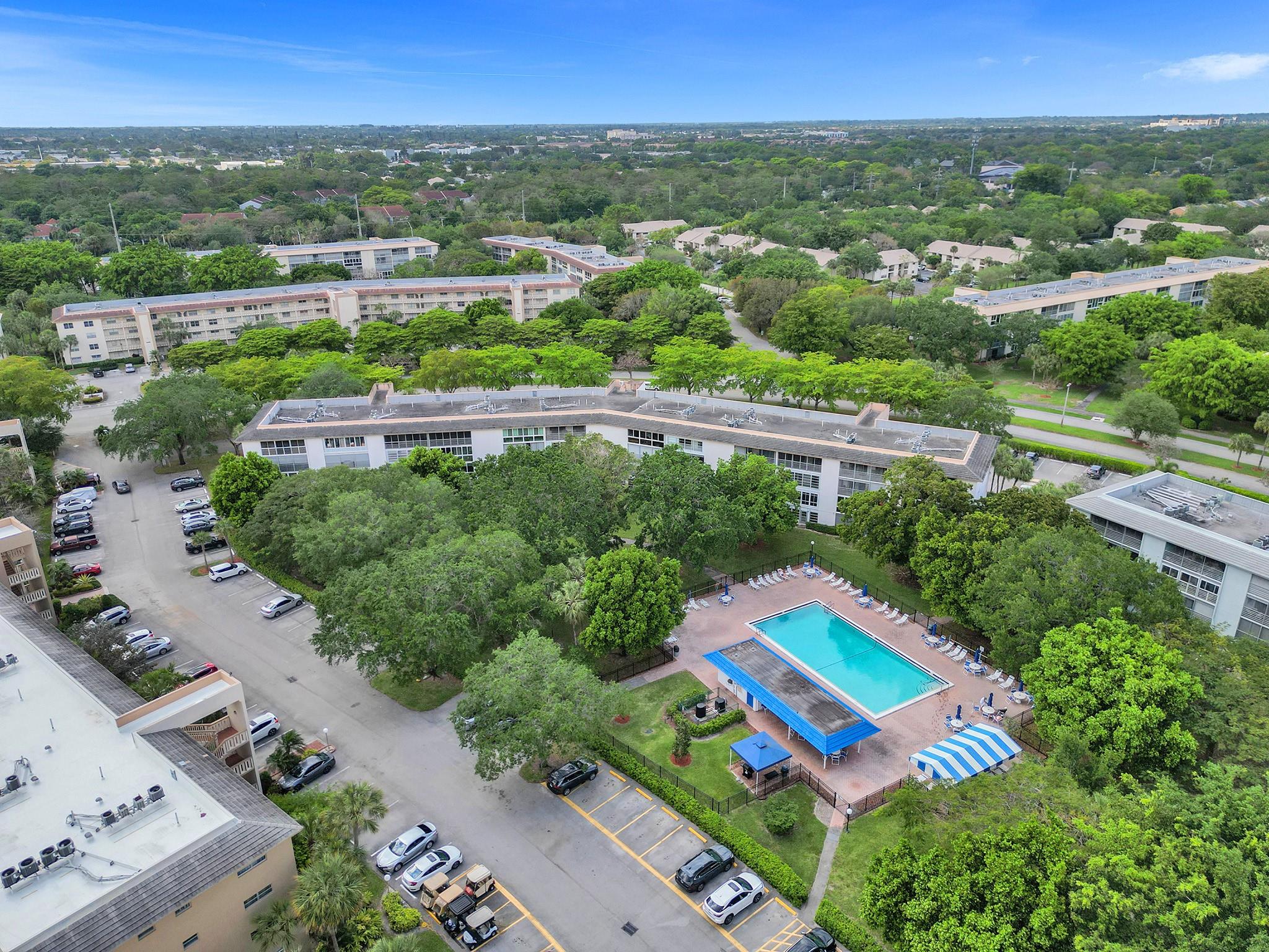 WYNMOOR VILLAGE - Residential