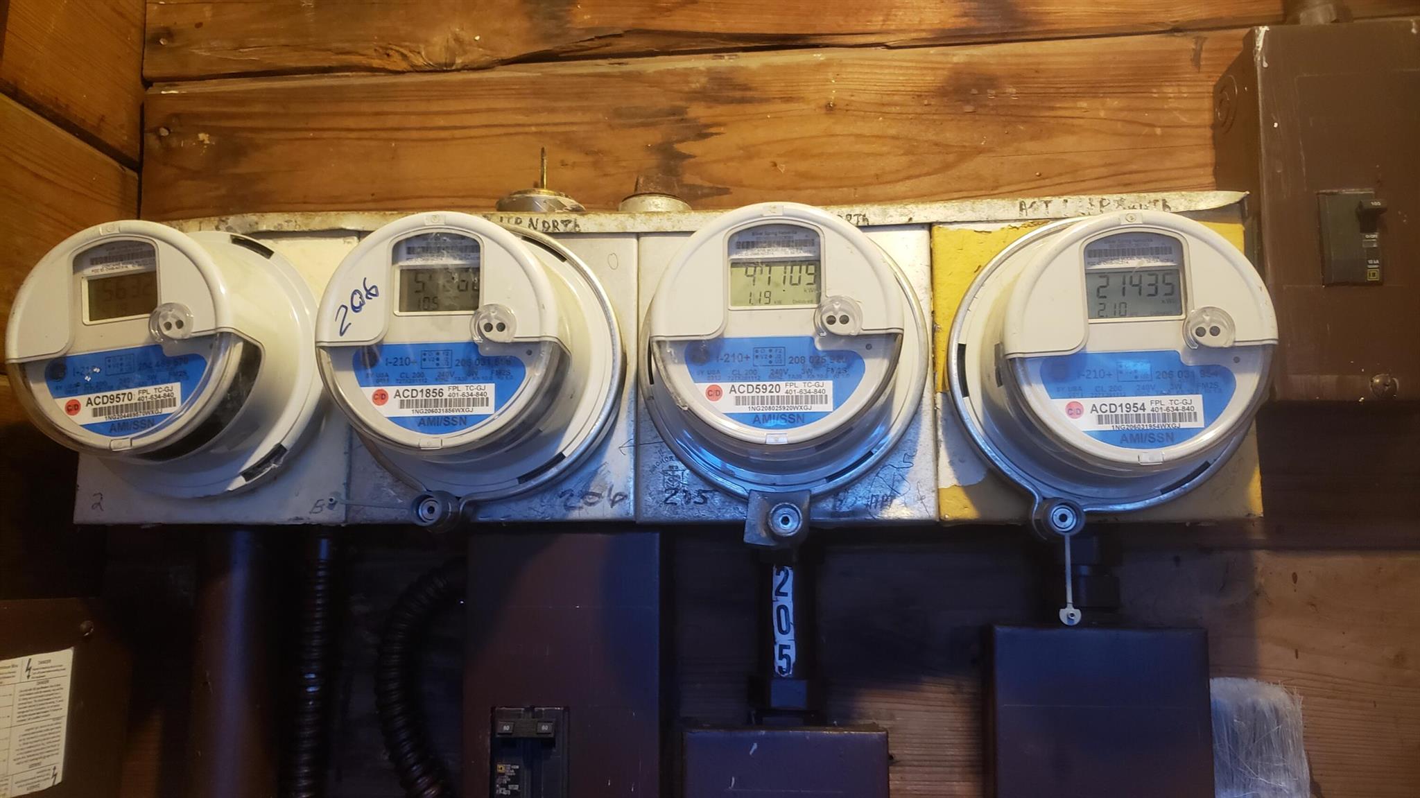 CLOWS - Commercial Sale