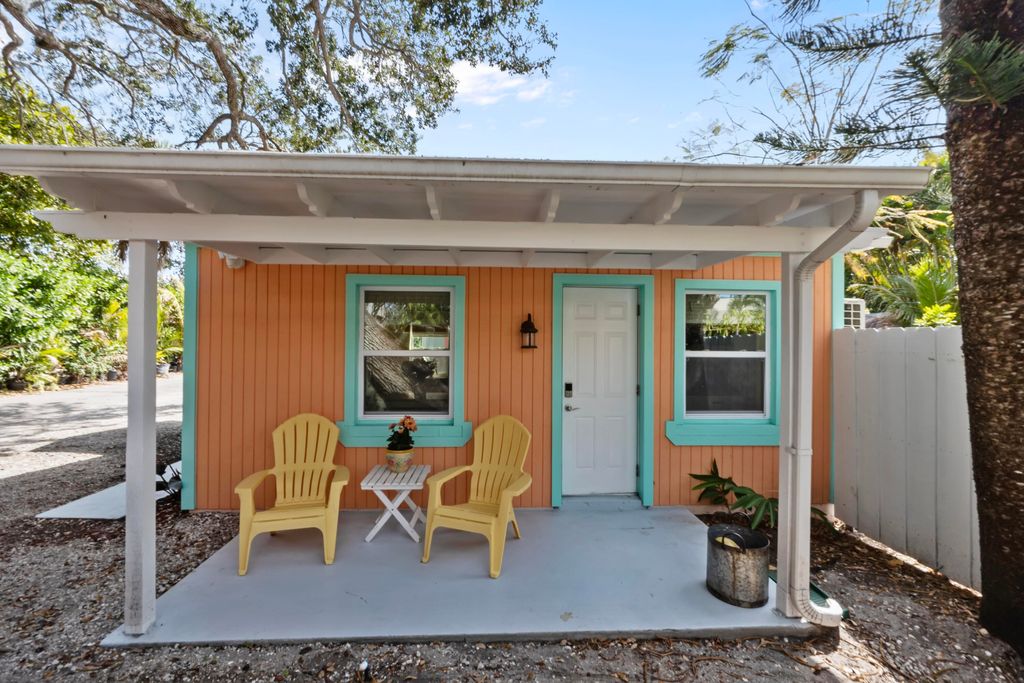 Photo of 2394 Easy Street, Palm Beach Gardens, FL 33410 (MLS # B26029889)