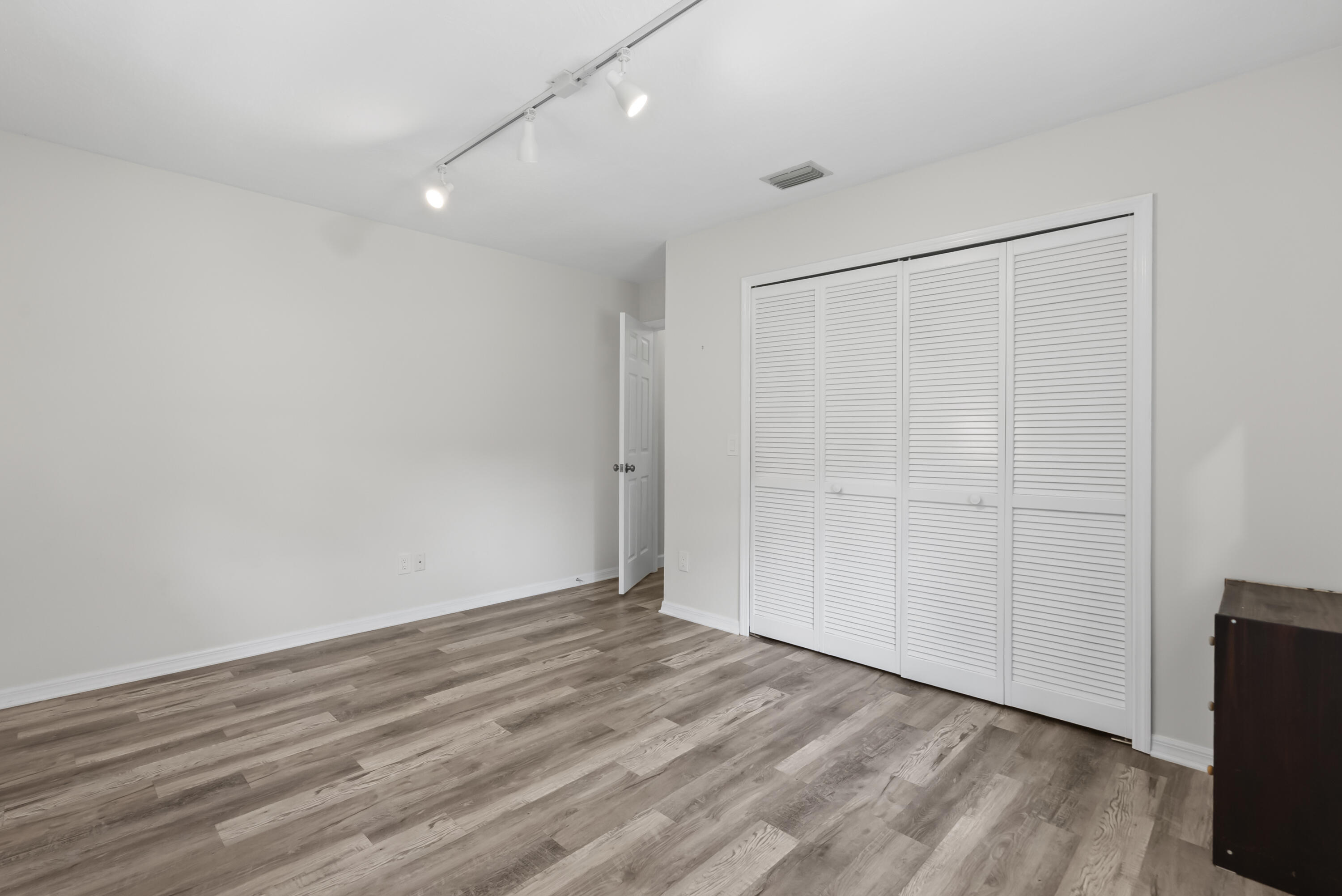 DIANA PARK SUB - Residential