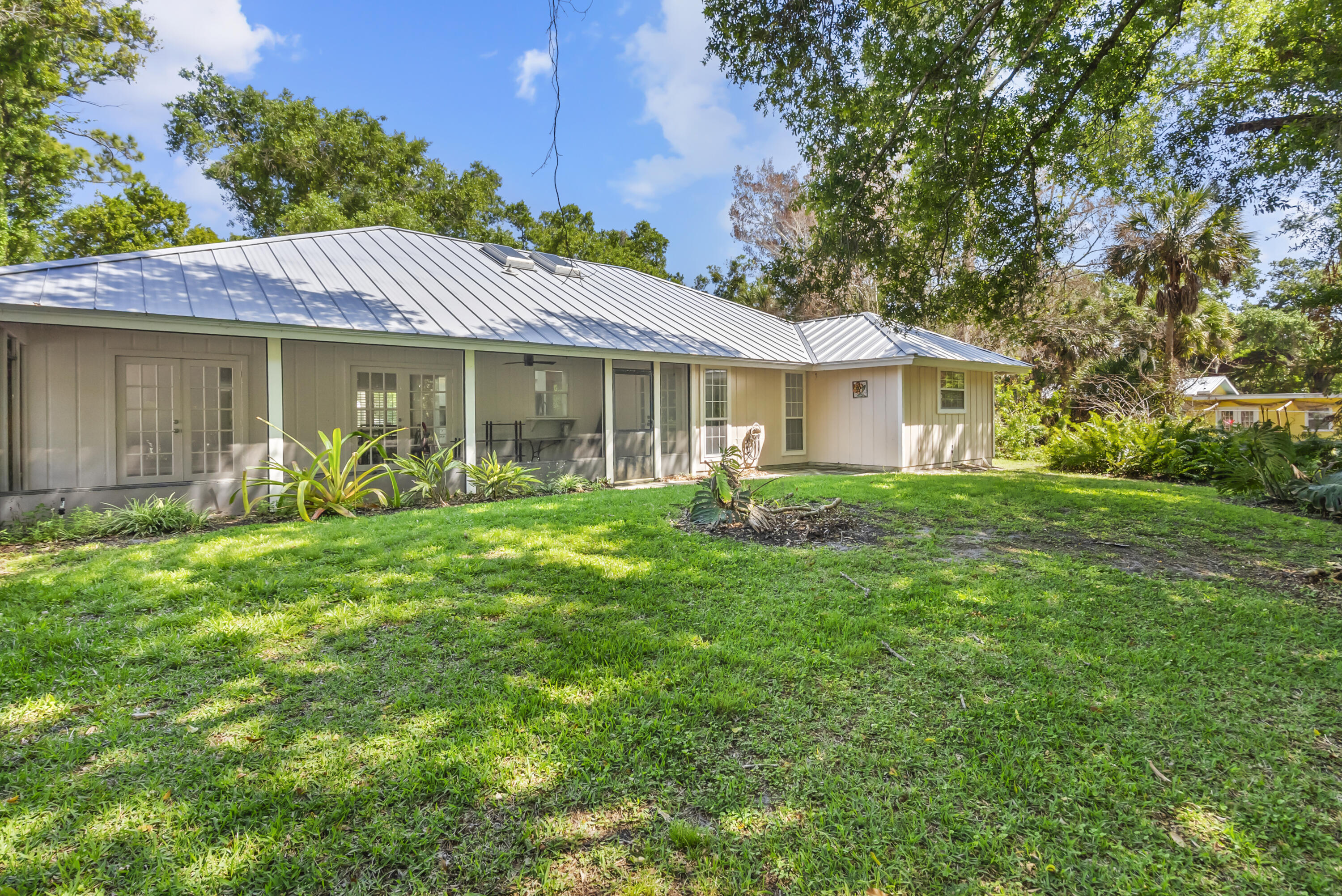 DIANA PARK SUB - Residential