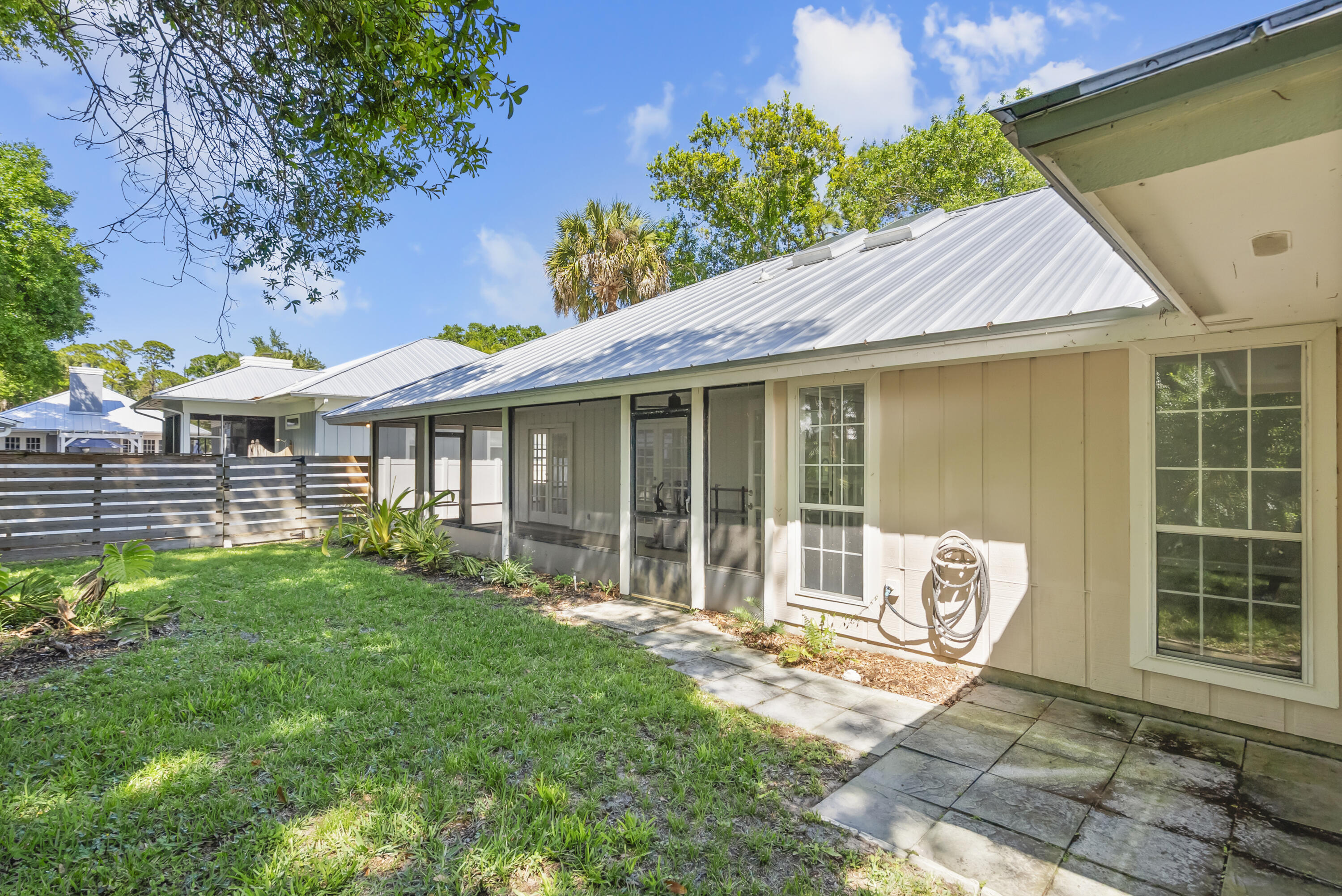 DIANA PARK SUB - Residential