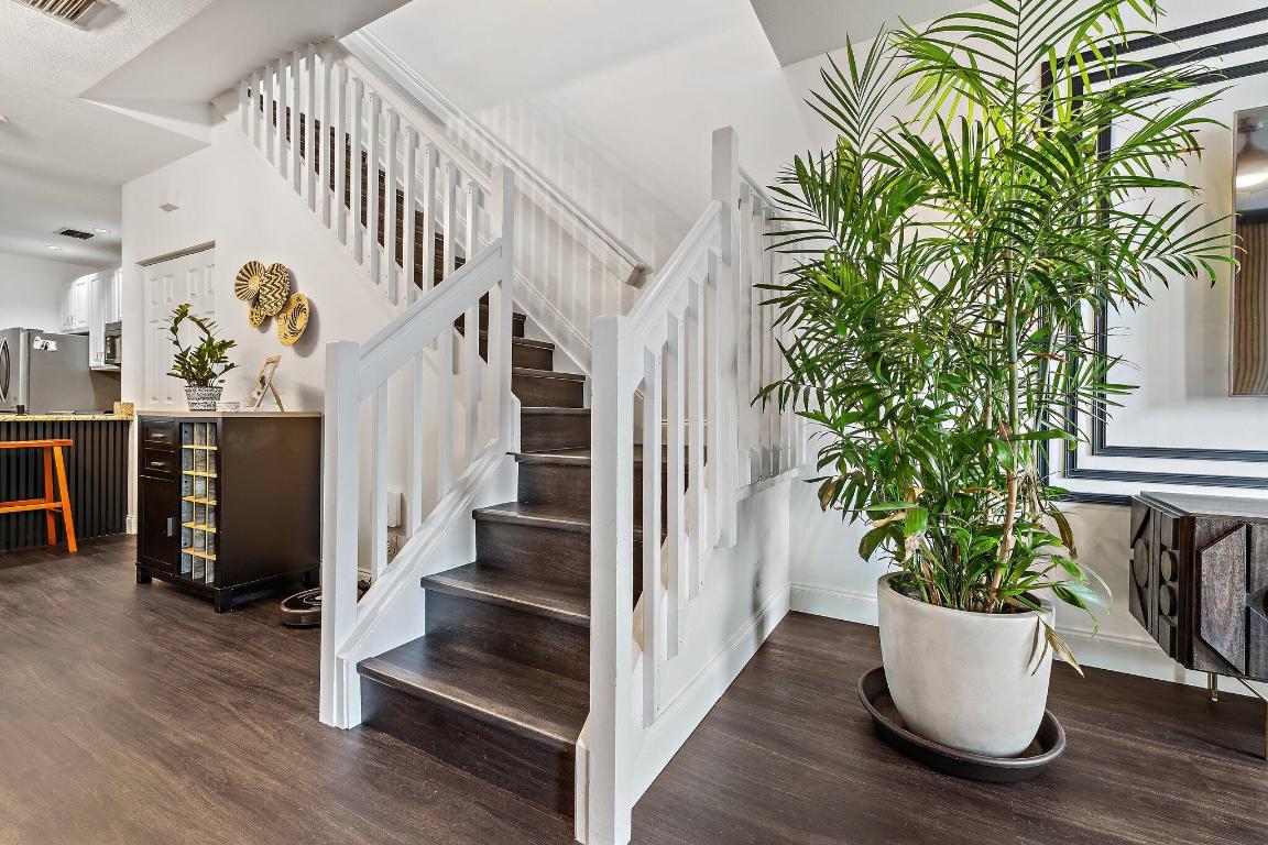 PALM BEACH SHORES - Residential Lease