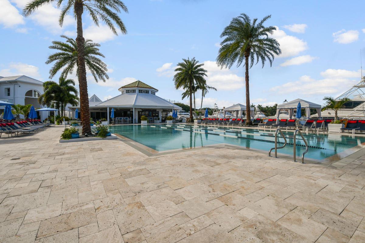 Admirals Cove - Residential