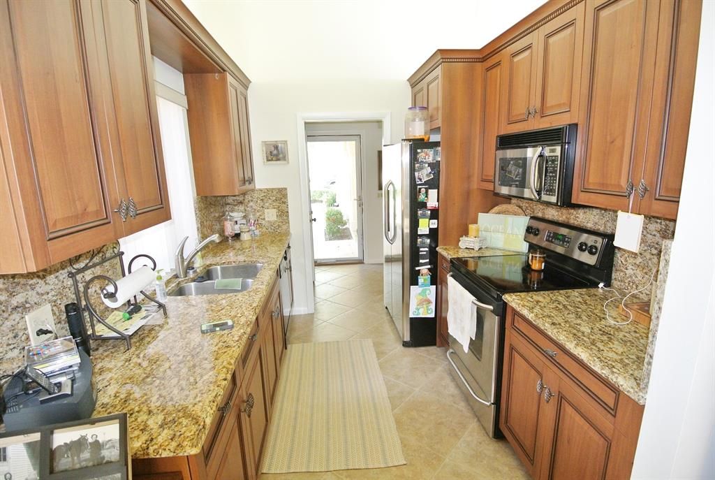 Photo of 135 Beach Summit Court, Jupiter, FL 33477 (MLS # R10702730)