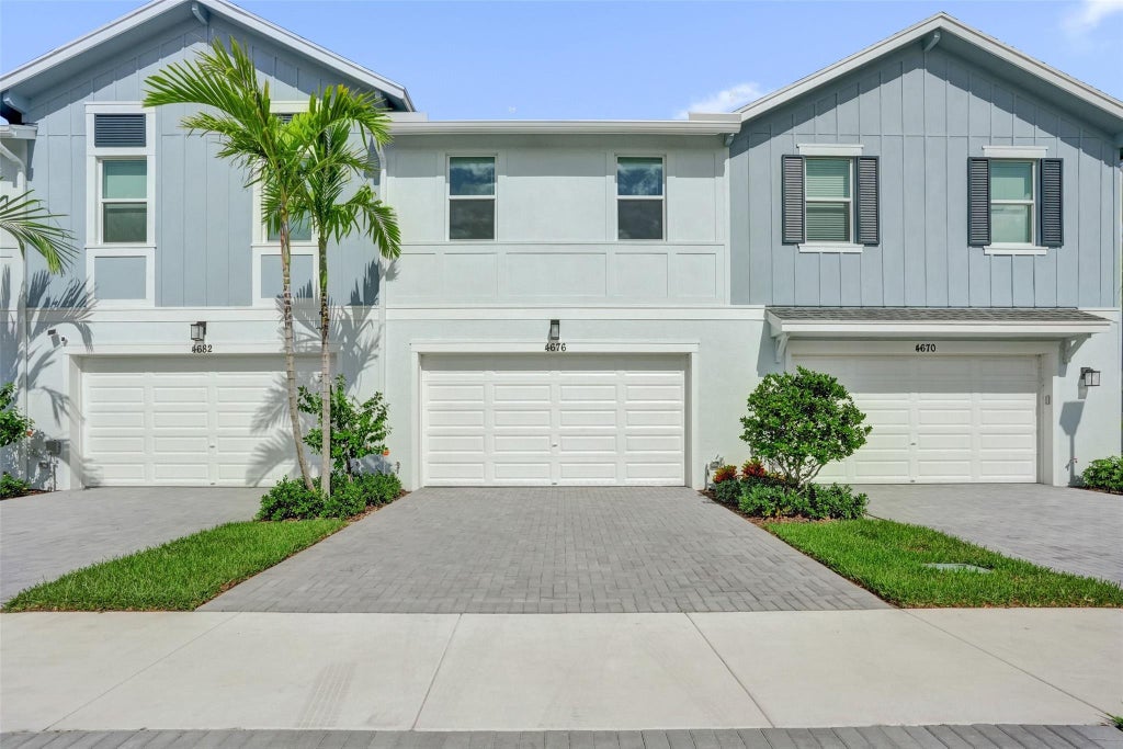 Photo of 4676 Longwood Lake Square, Westlake, FL 33470 (MLS # B26075684)