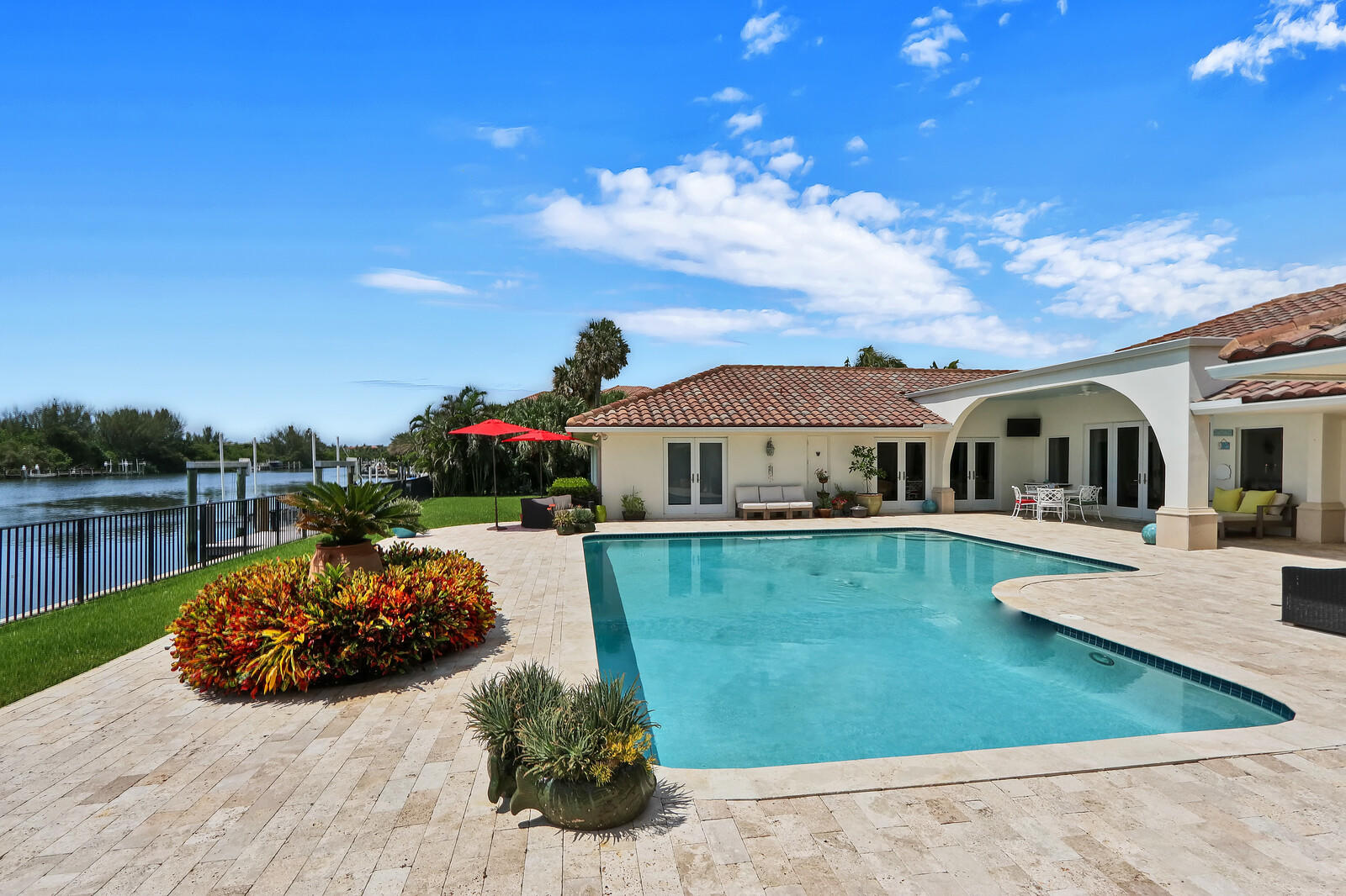 Point Manalapan - Residential