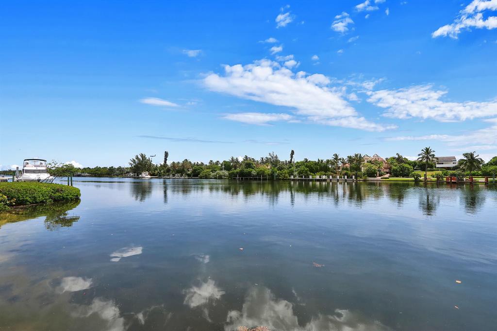 Point Manalapan - Residential