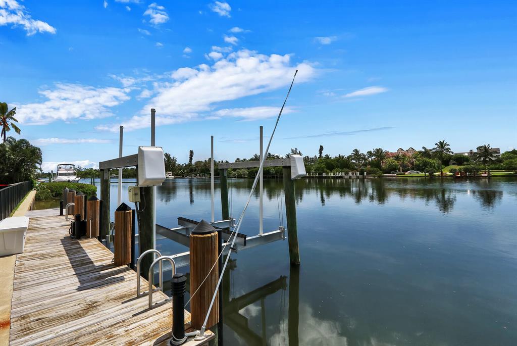 Point Manalapan - Residential