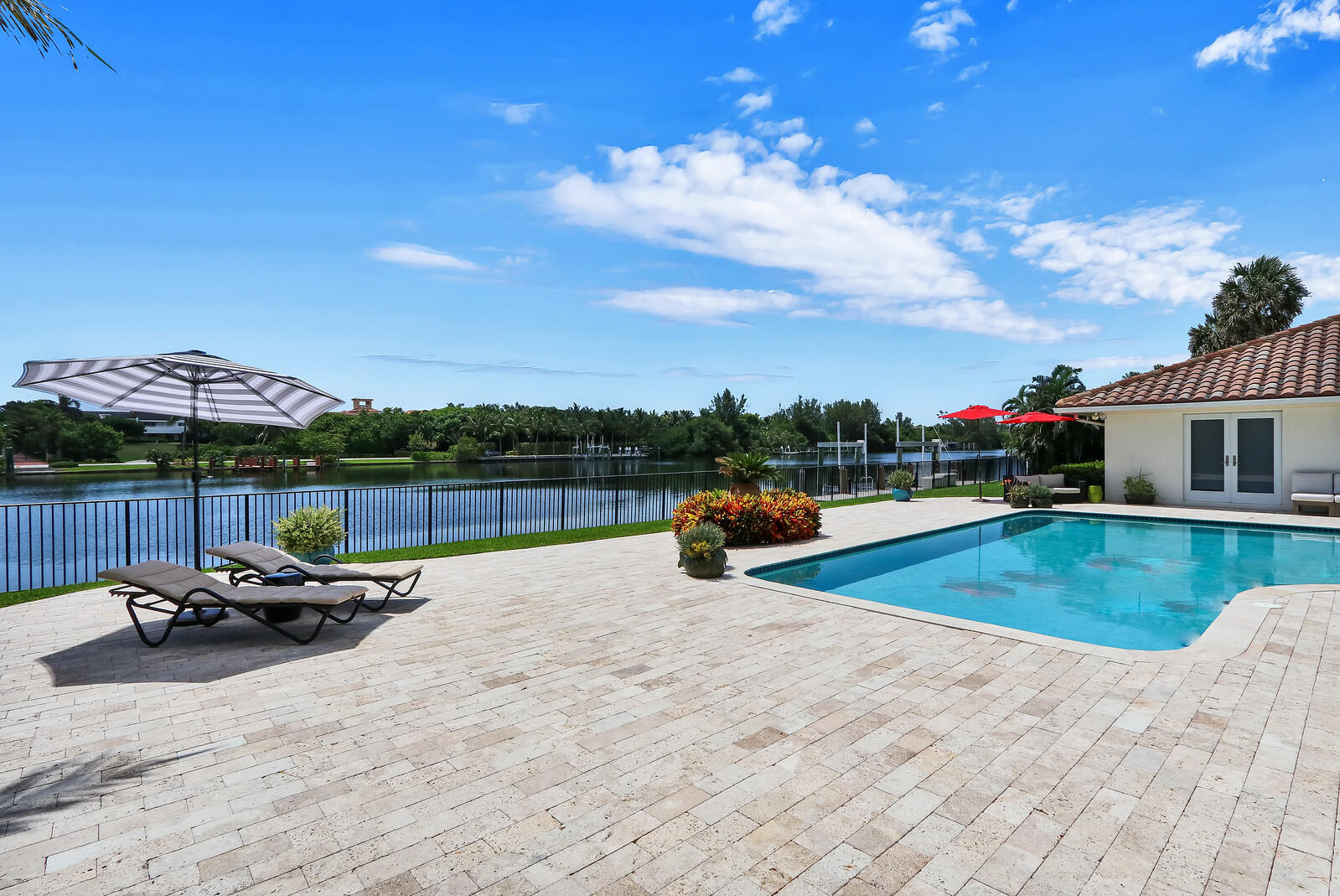 Point Manalapan - Residential