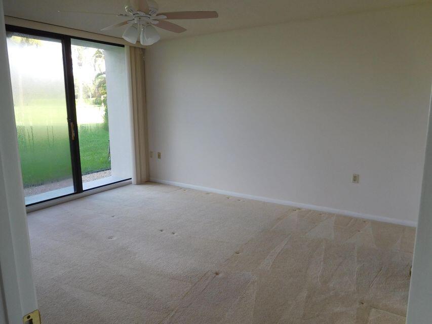 WHITEHALL - Residential