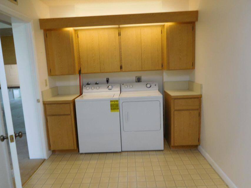 WHITEHALL - Residential