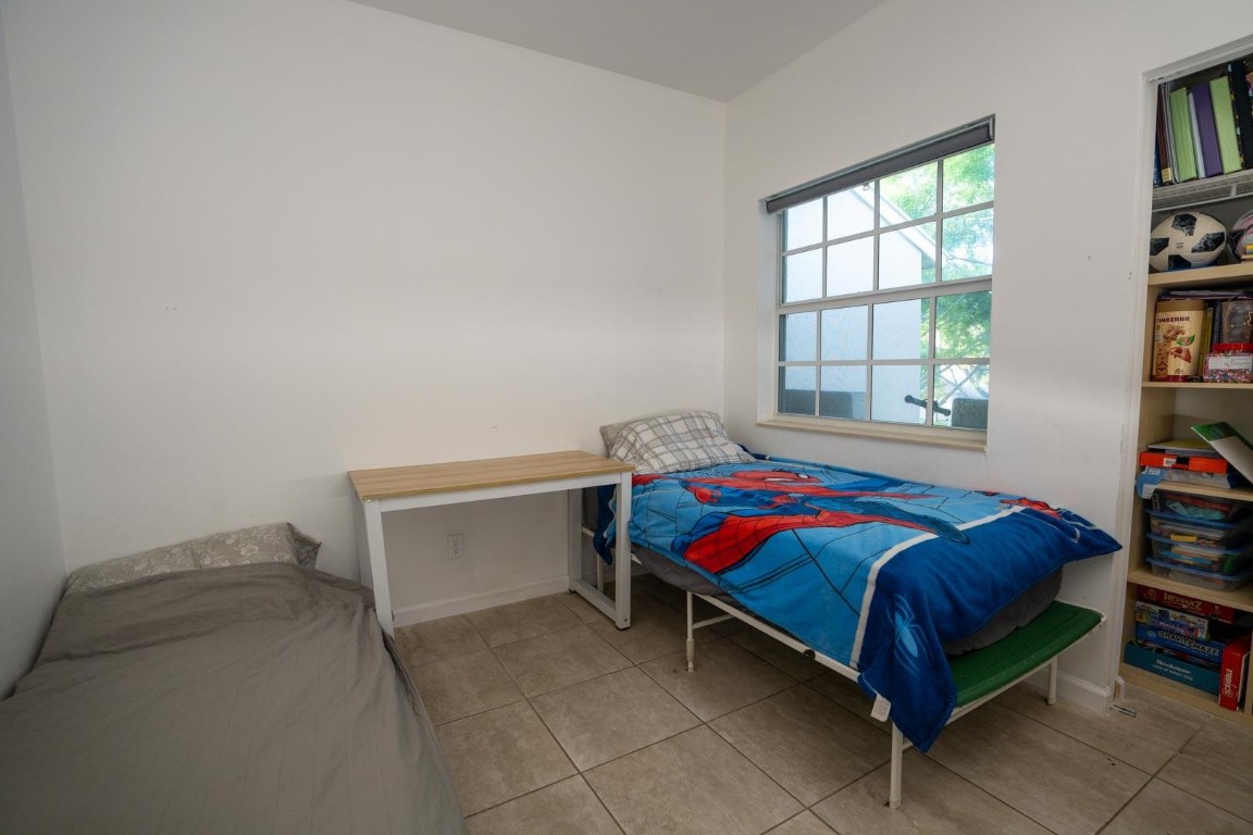 Waters Edge At Deerfield - Residential