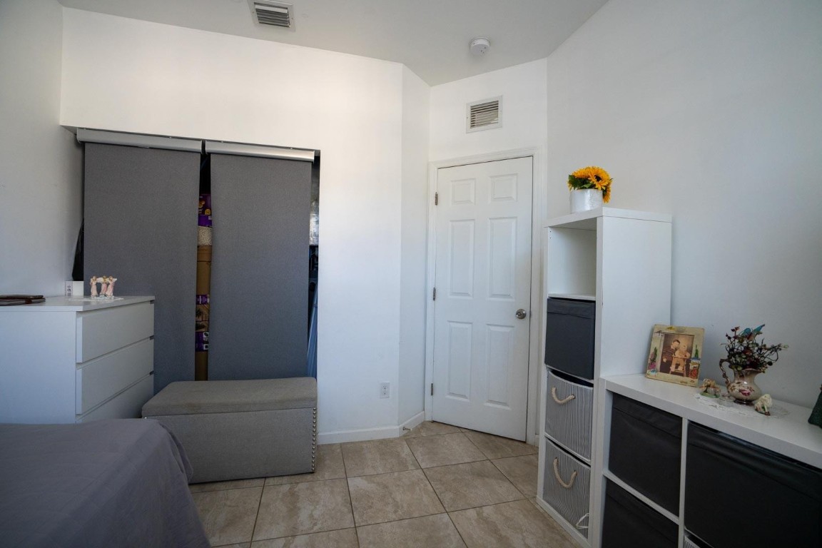 Waters Edge At Deerfield - Residential