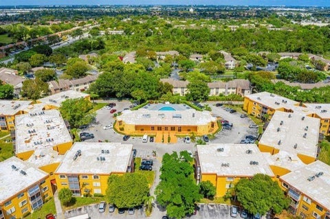Photo of 4374 NW 9th Avenue #17-3b, Deerfield Beach, FL 33064 (MLS # R11141926)