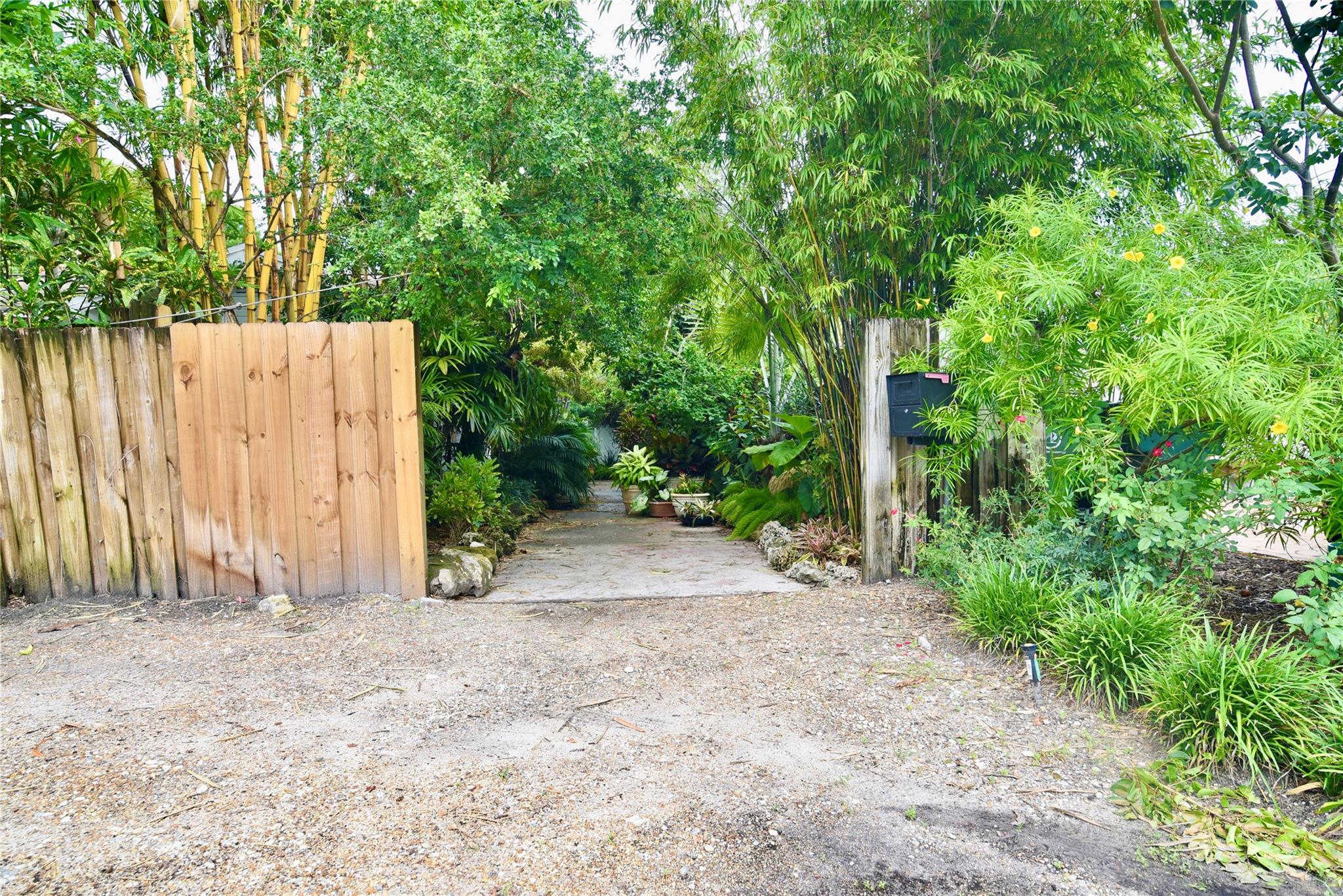 Private hideaway one bedroom with one bath unit with a garden patio in front. Surrounded by lush landscaping, you will feel like you are in your own oasis. Pet friendly so bring your furry friends. Very close to 13th Street and 4th Avenue, so the location is walkable to Wilton Manors and the many businesses on 13th Street and 4th Avenue. Sunrise boulevard is just a short walk to the Wallgreens at Andrews Ave. The kitchen features stainless steel appliances with granite counter tops, newer cabinets, and a dishwasher. Utilities including water, electric, and internet are paid by the owner. Easy to show, just call listing agent.