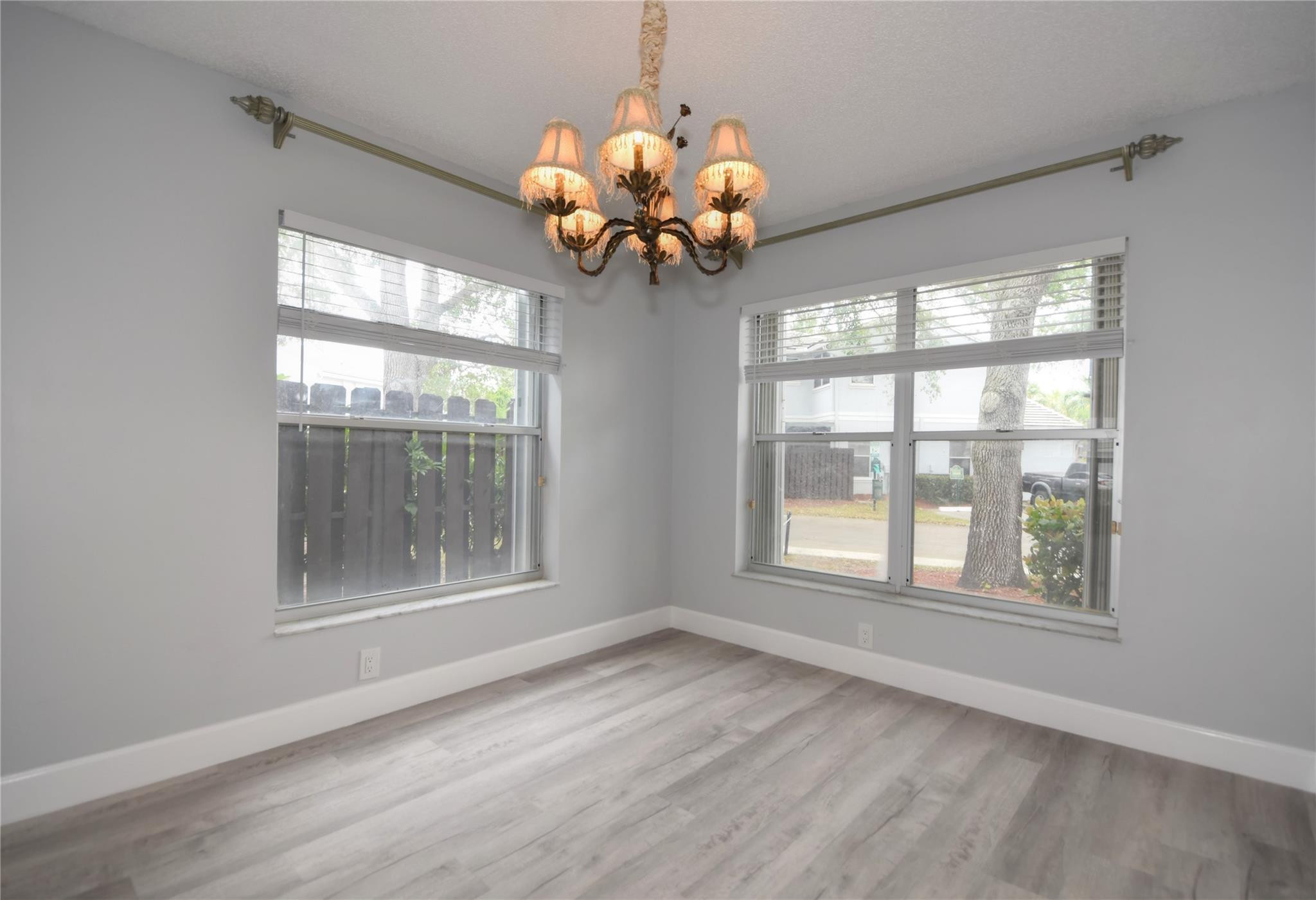 Les Chateaux - Residential