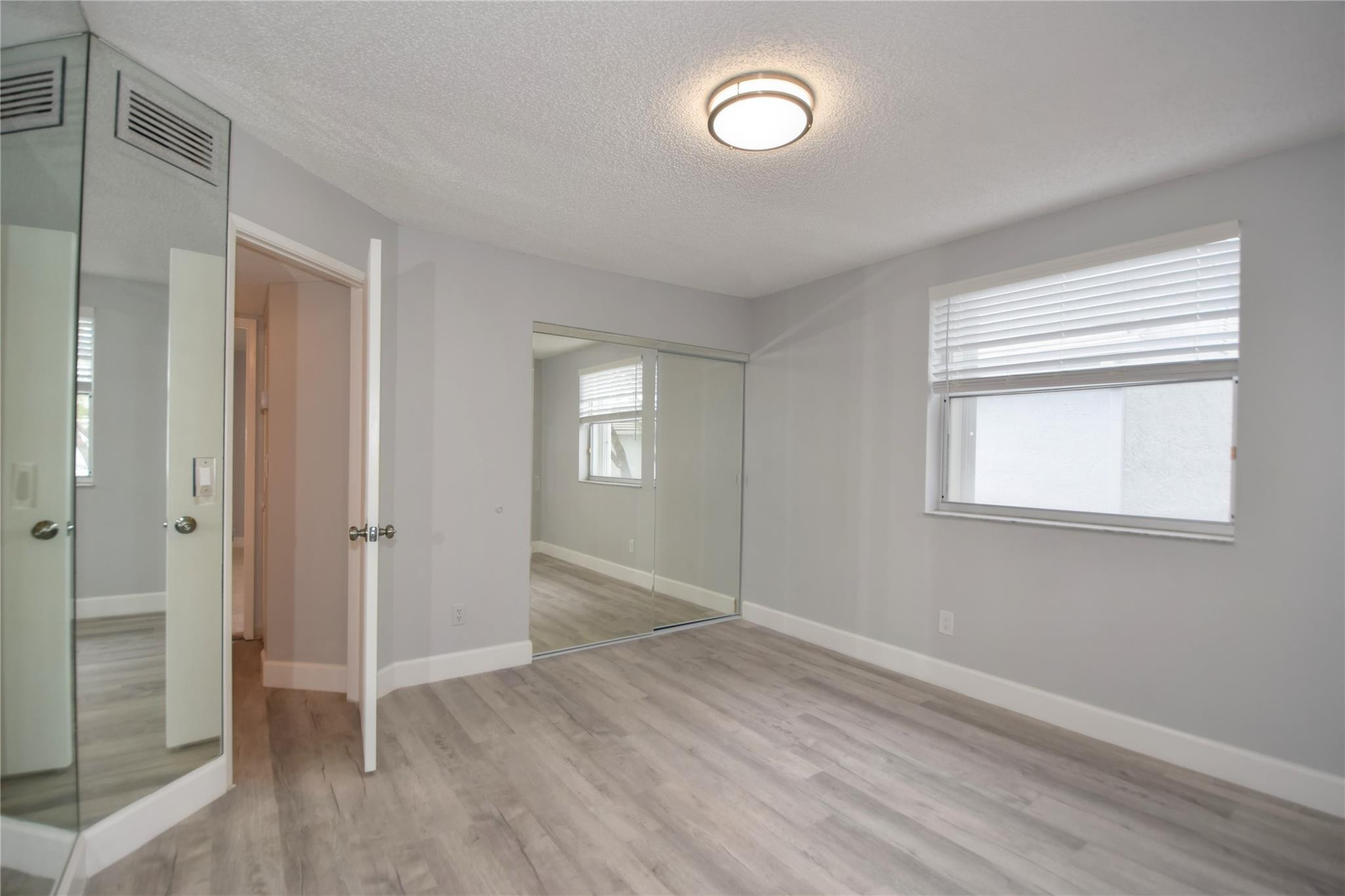 Les Chateaux - Residential