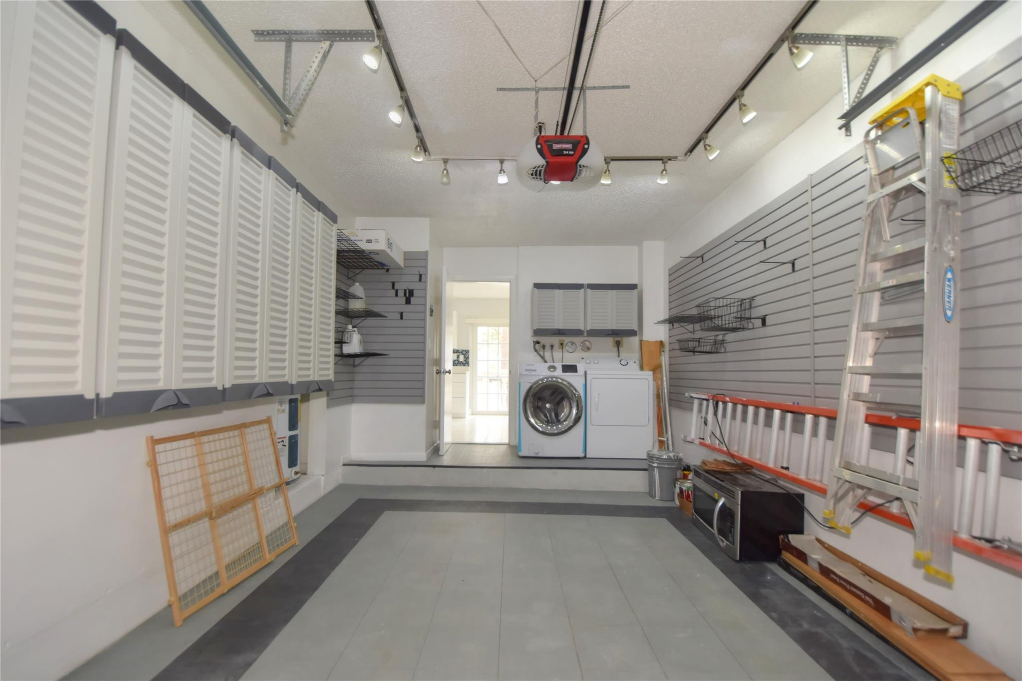 Les Chateaux - Residential