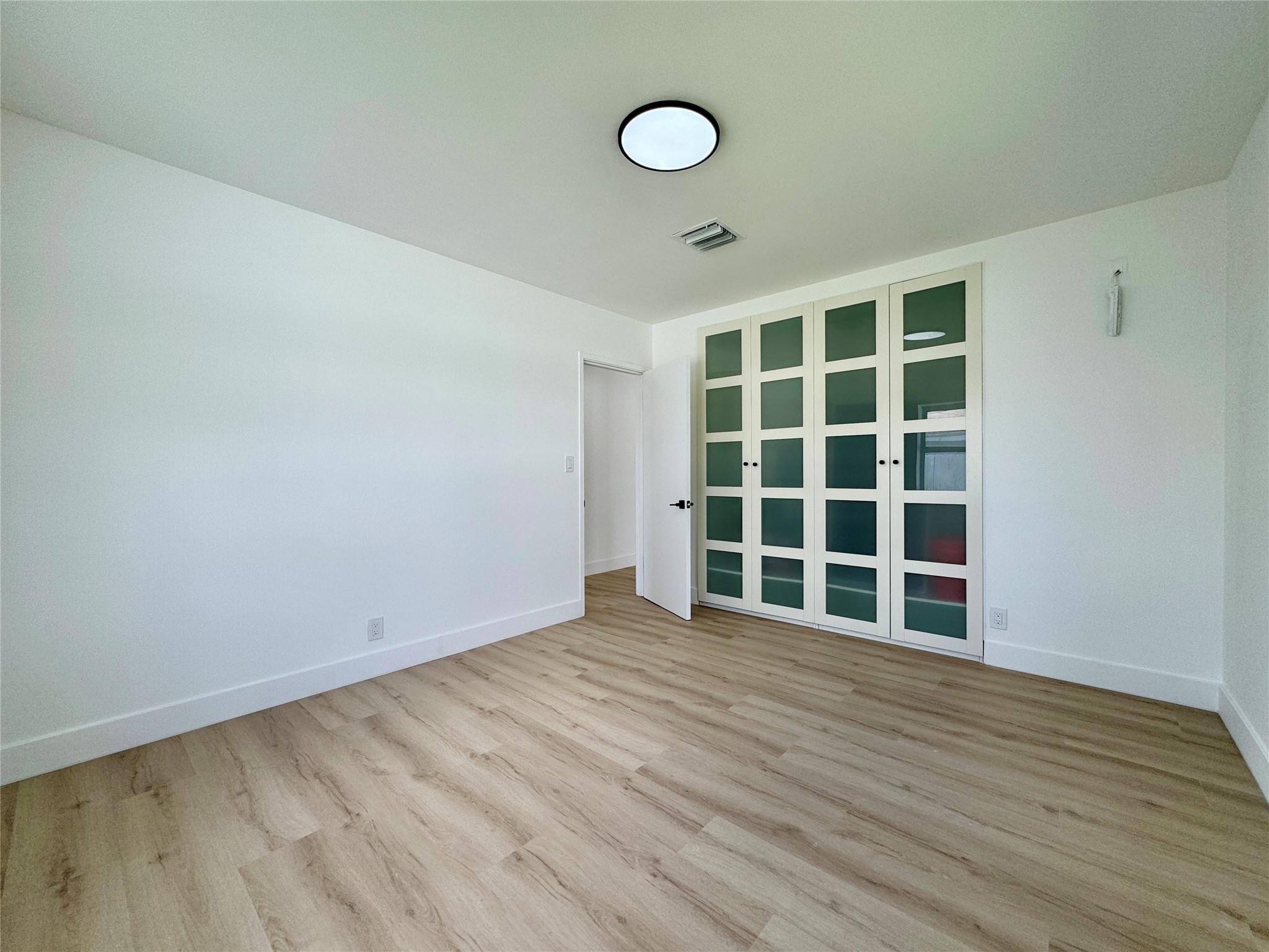 SOUTH NEW RIVER ISLES SEC - Residential Lease