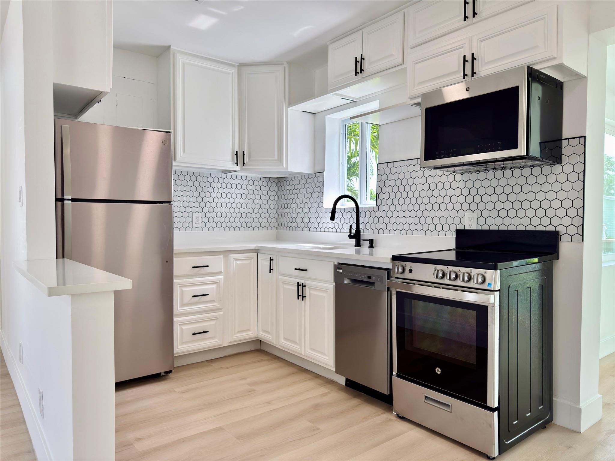 SOUTH NEW RIVER ISLES SEC - Residential Lease