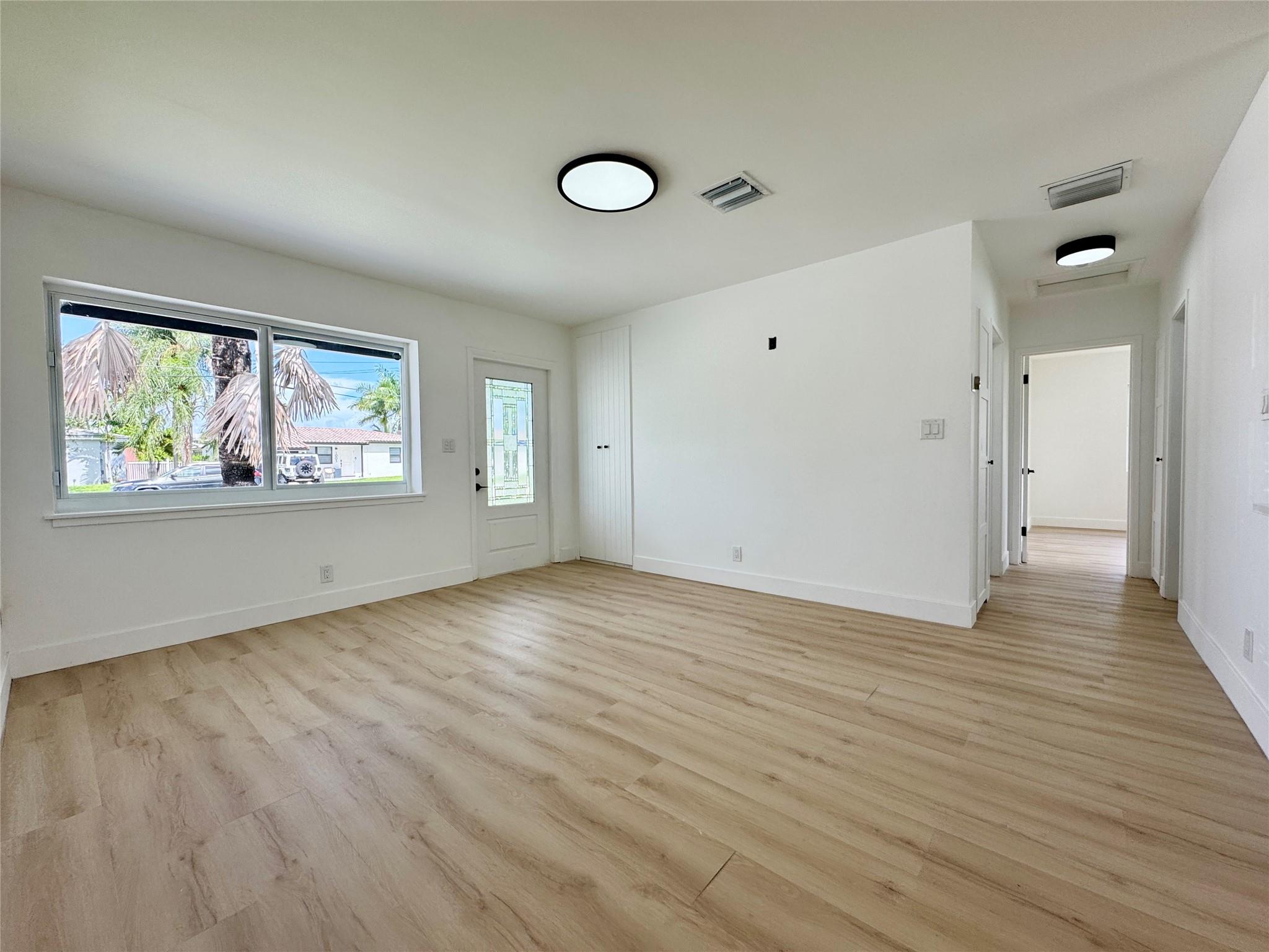 SOUTH NEW RIVER ISLES SEC - Residential Lease