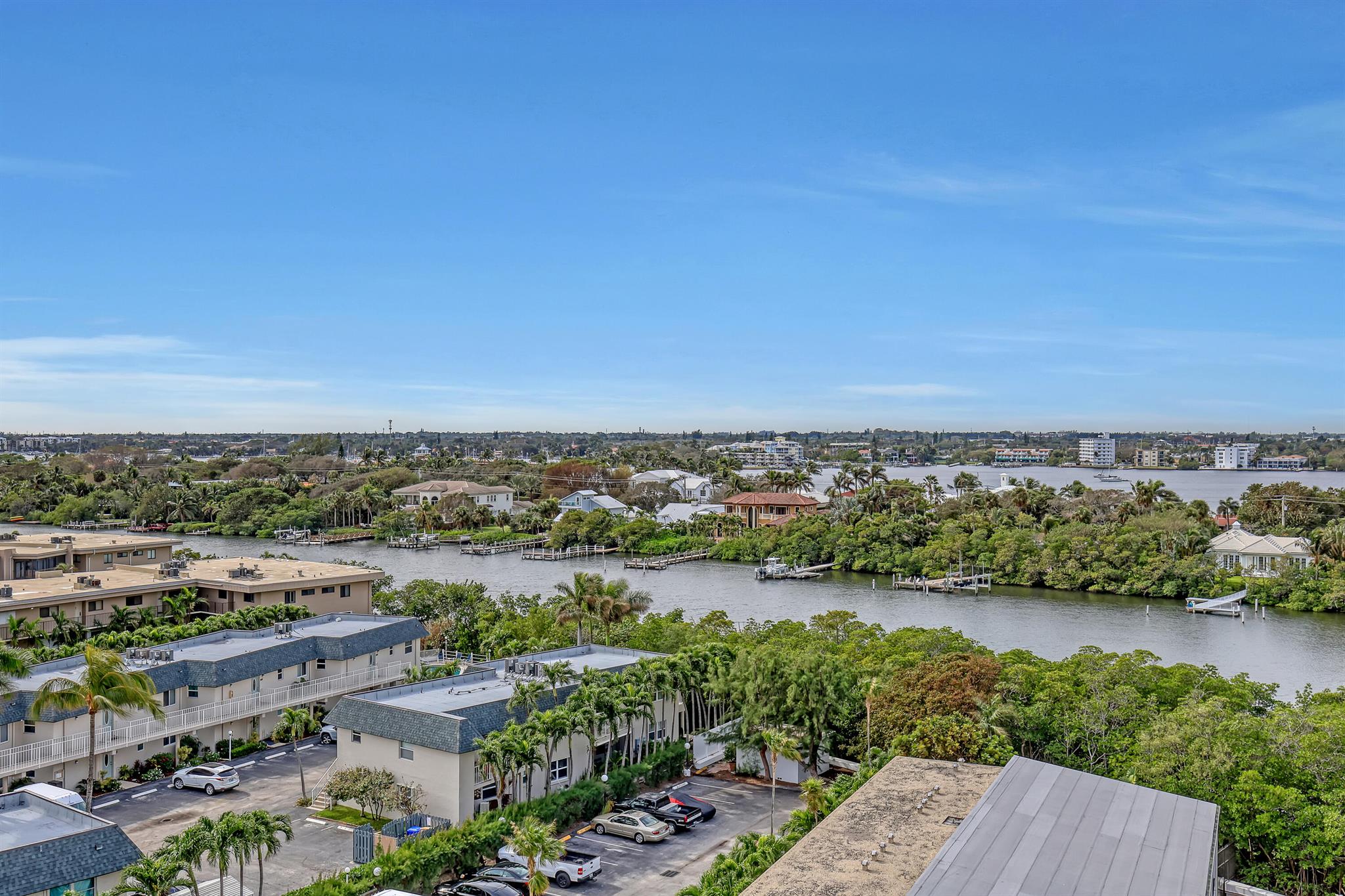 MAYFAIR LAKE - Residential Lease