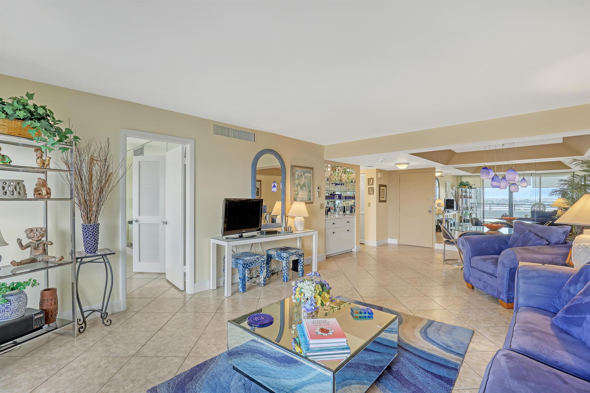 MAYFAIR LAKE - Residential Lease