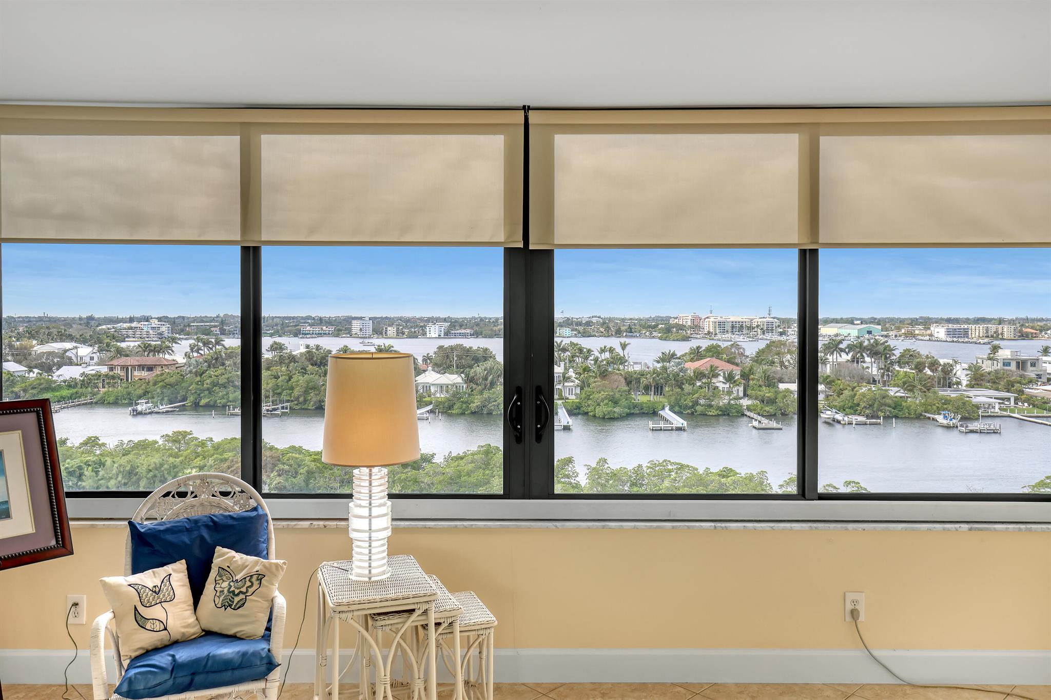 MAYFAIR LAKE - Residential Lease