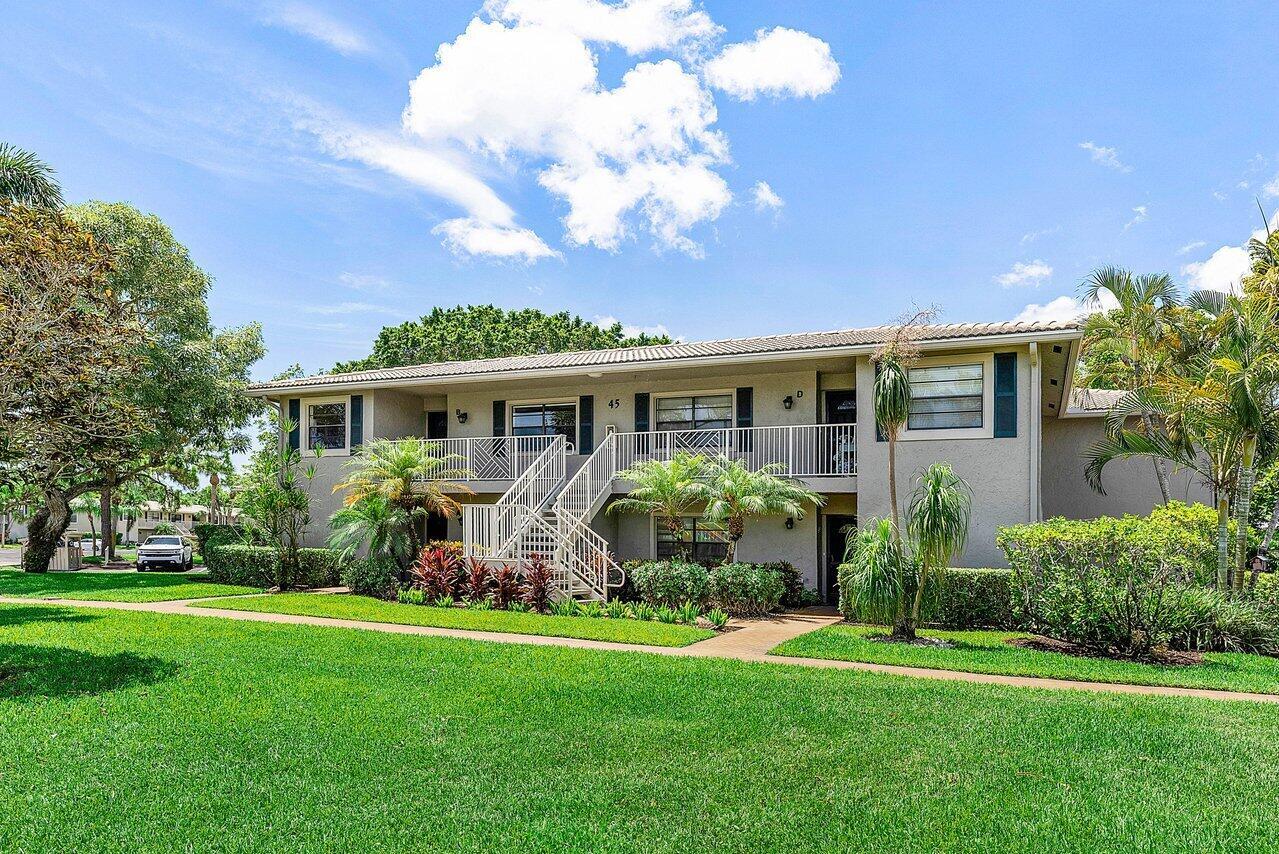 45 Stratford Lane B, Boynton Beach, FL, 33436/$74,900 2 45 Stratford Lane B
