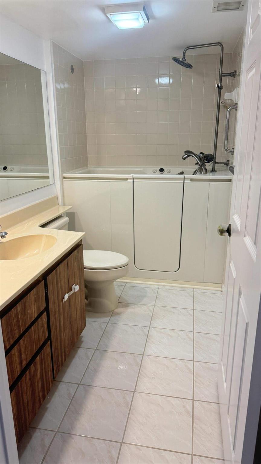 WHITEHALL CONDO AT CAMINO - Residential