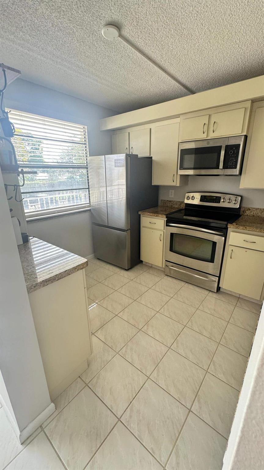 WHITEHALL CONDO AT CAMINO - Residential