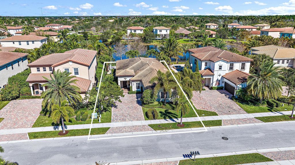 Photo of 127 Behring Way, Jupiter, FL 33458 (MLS # R10955488)