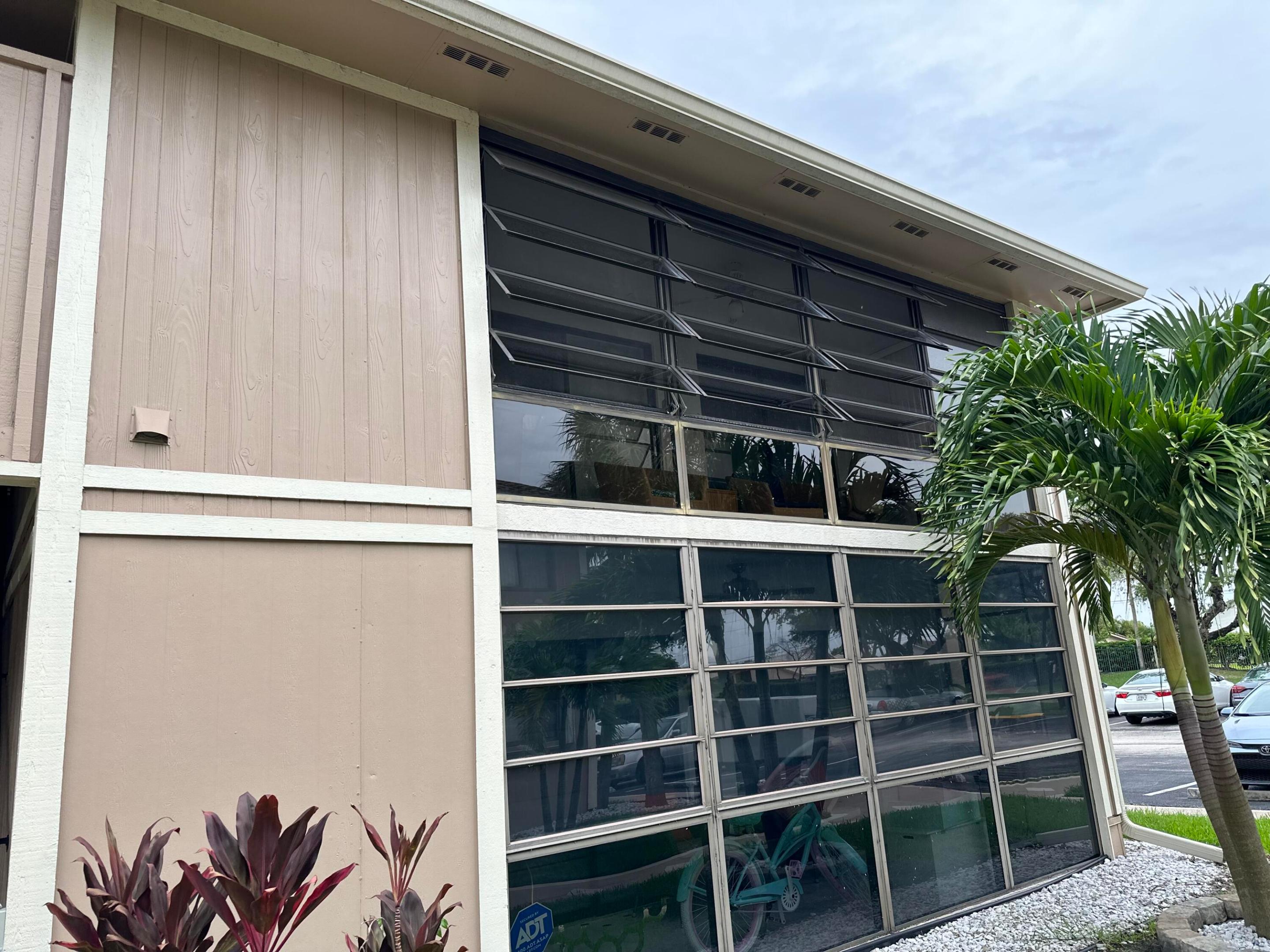 Ashmont Condo Kings Point - Residential