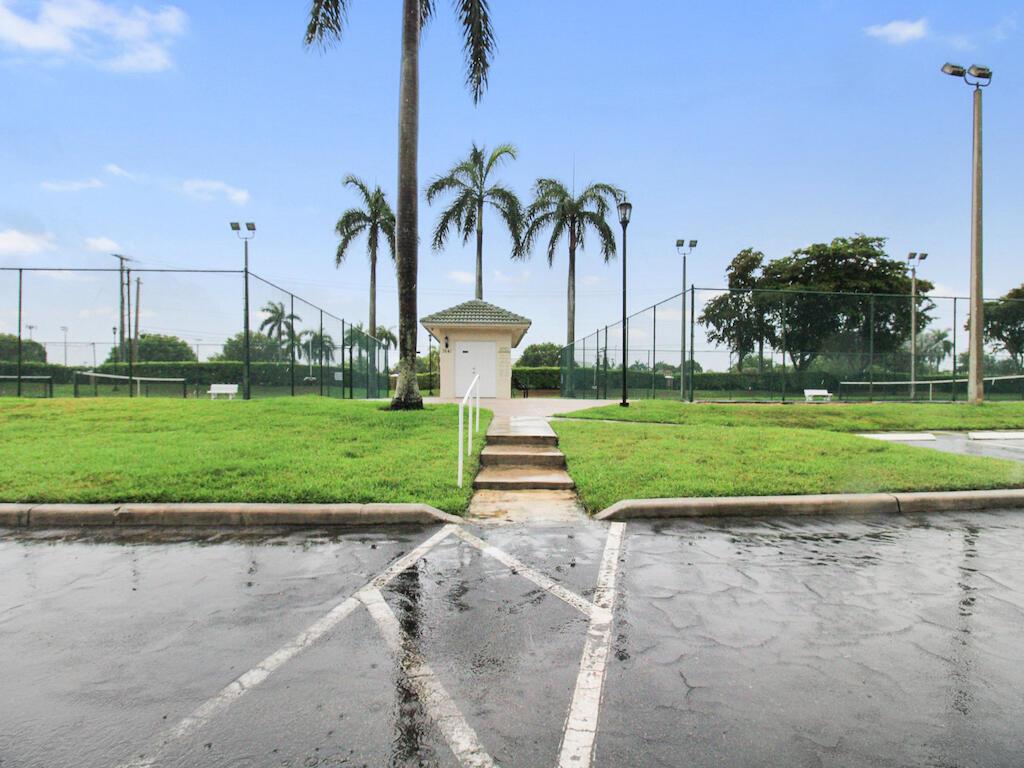 Ashmont Condo Kings Point - Residential