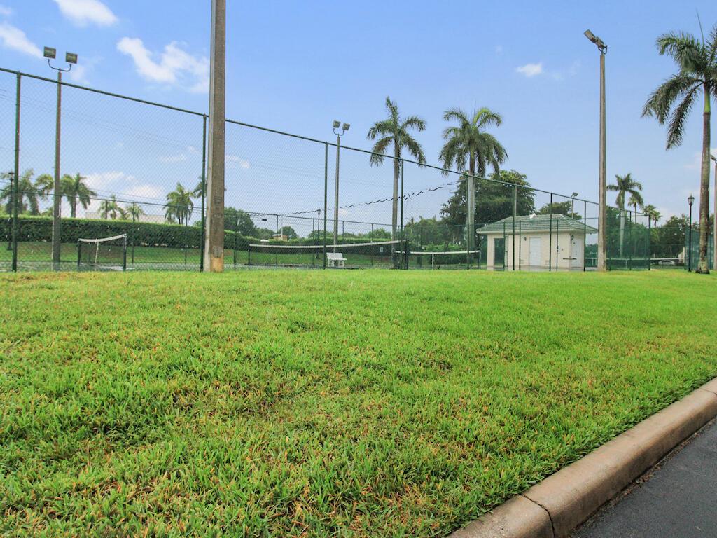 Ashmont Condo Kings Point - Residential