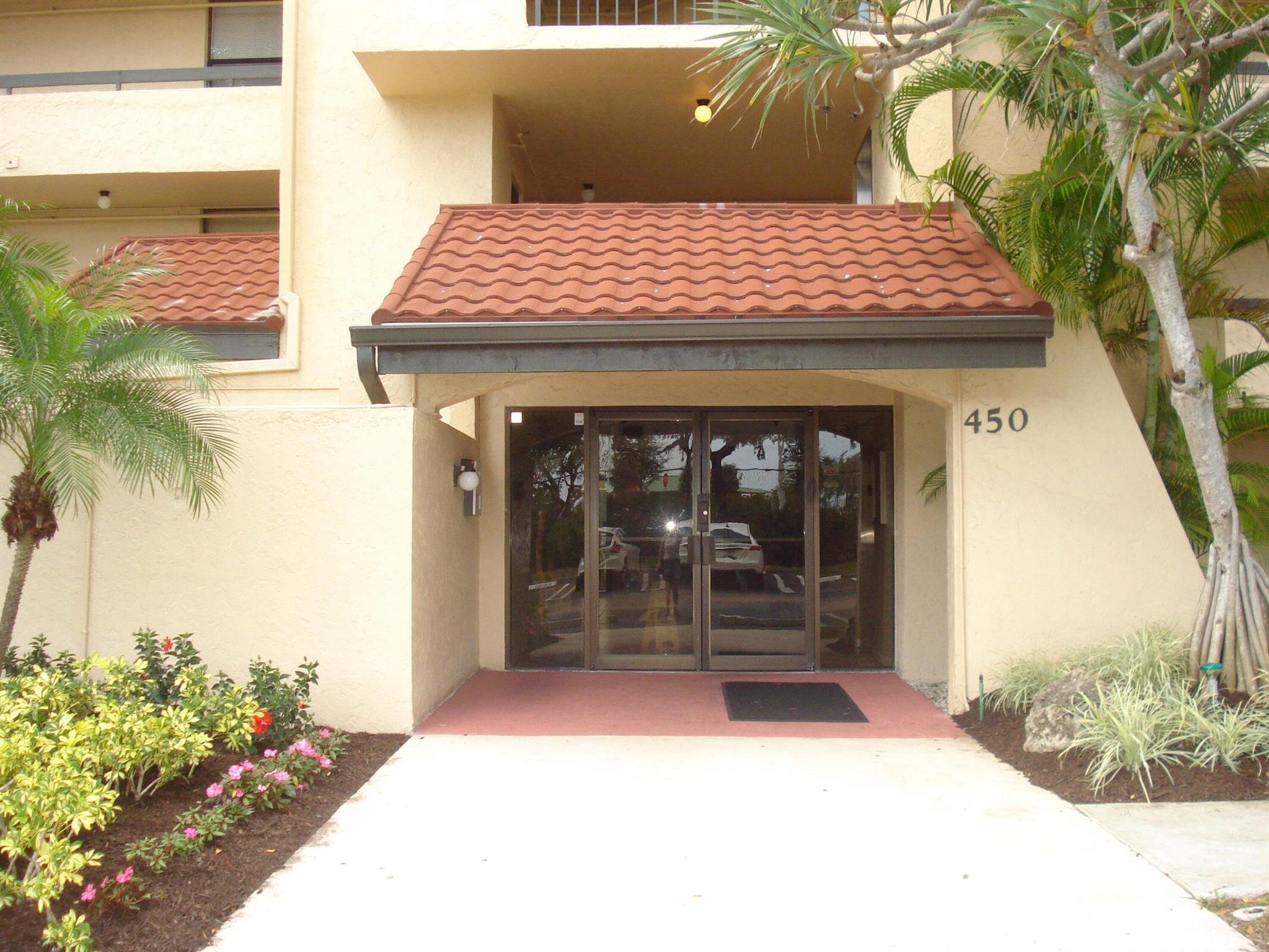 : Move right into this completely remodeled and FURNISHED one bedroom condo on the fourth floor. Tiled throughout with stainless steel appliances including washer and dryer. The apartment is tastefully and comfortably furnished with king size bed, dining room set, couch and love seat, flat screen televisions and fully equipped kitchen. Just bring your toothbrush. Private patio off both the living room and bedroom for spectacular south Florida sunsets. All this, just steps away from 24 tennis courts, two pristine pools, jacuzzi and fitness center in the beautiful Delray Racquet Club. Secure building just minutes from the beach, I95 and trendy Atlantic Ave. Walk to Target, Starbucks, Whole Foods, Fresh Market and Trader Joe. Trash, water wi fi and basic cable included. No smoking, no pets.