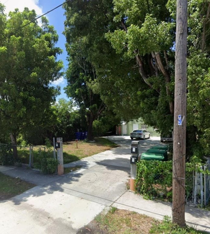 SUWANEE PARK - Residential Income