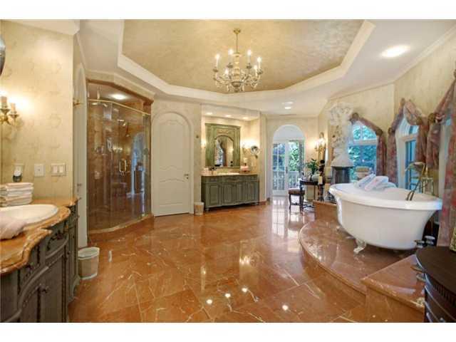 JUPITER ISLAND - Residential