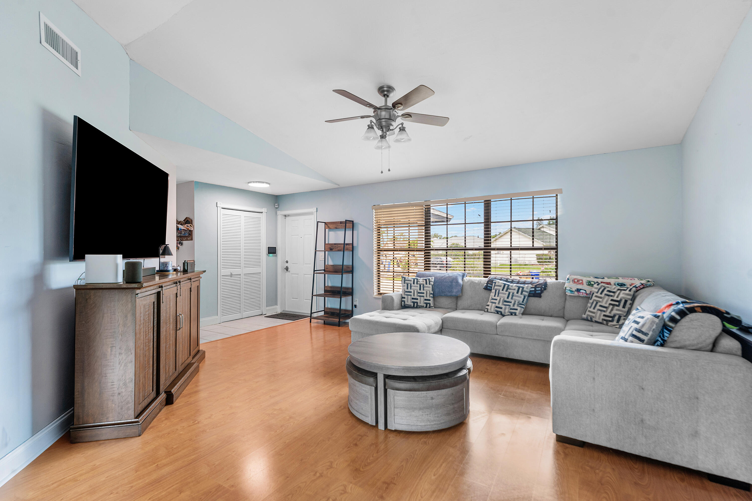 HUNTINGTON WOODS - Residential