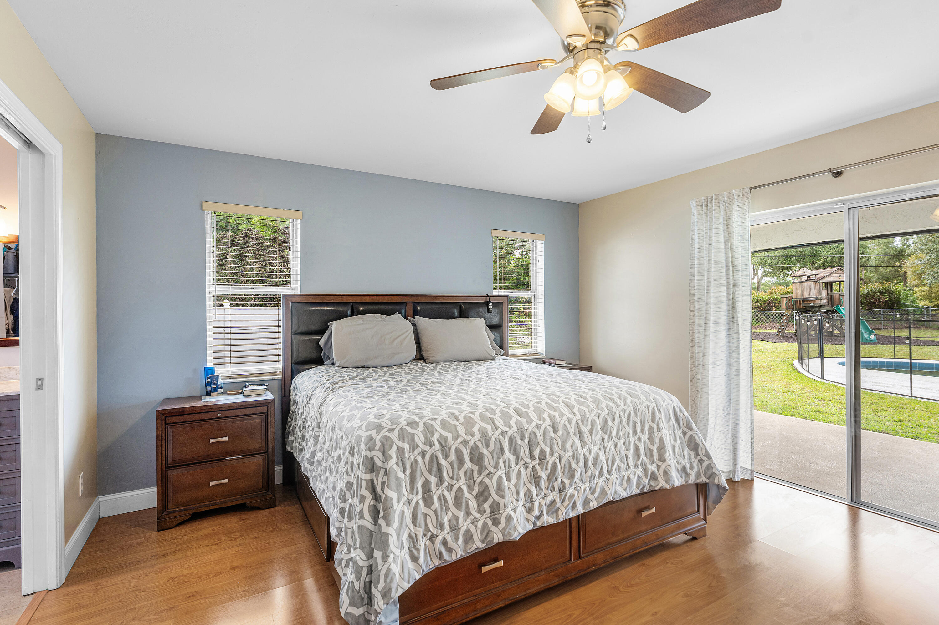 HUNTINGTON WOODS - Residential