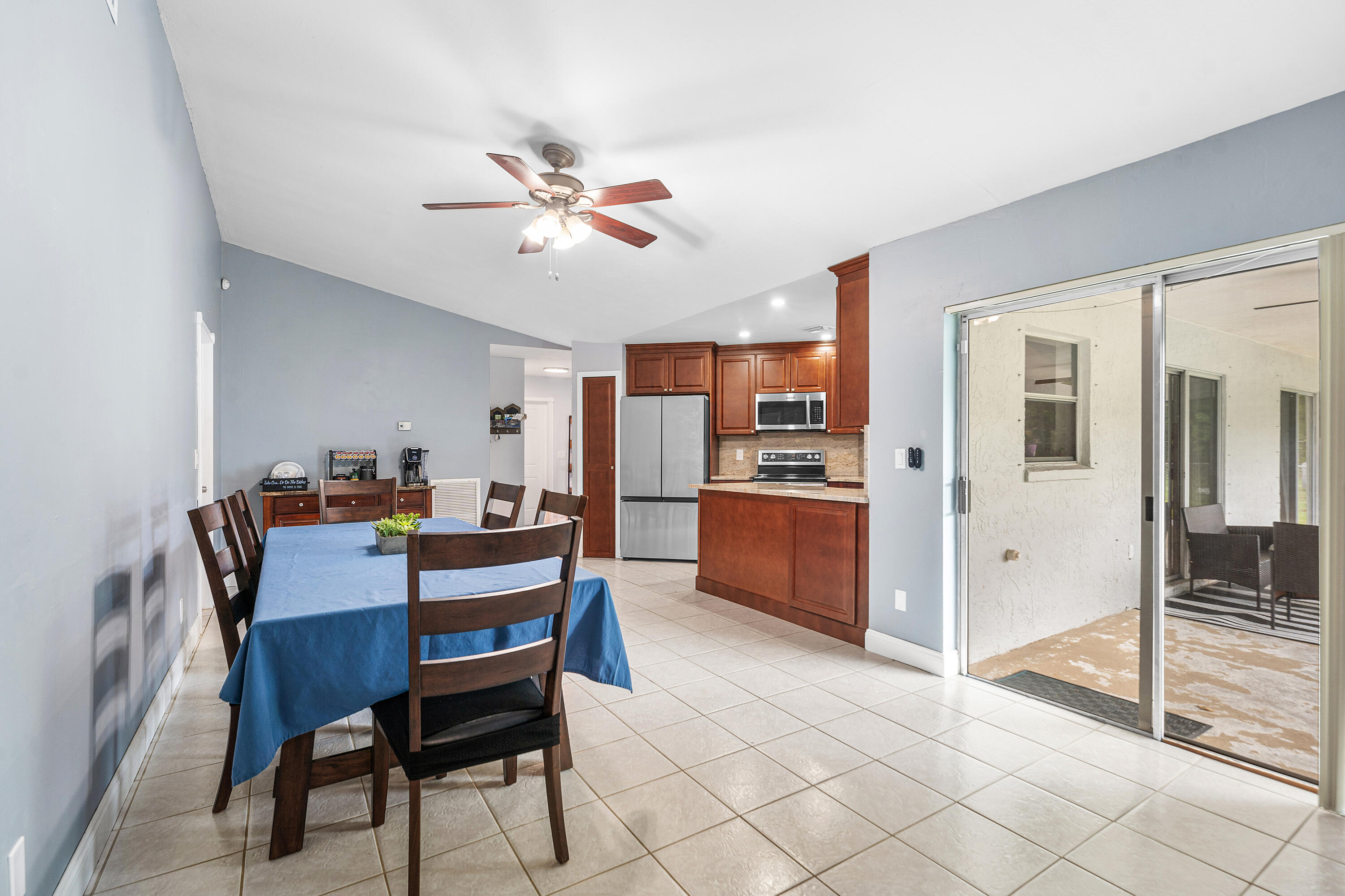 HUNTINGTON WOODS - Residential