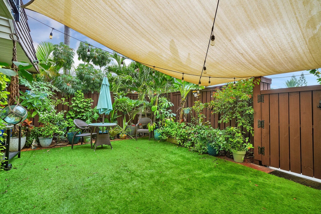 Photo of 2716 SW 15th Street, Deerfield Beach, FL 33442 (MLS # B26072210)
