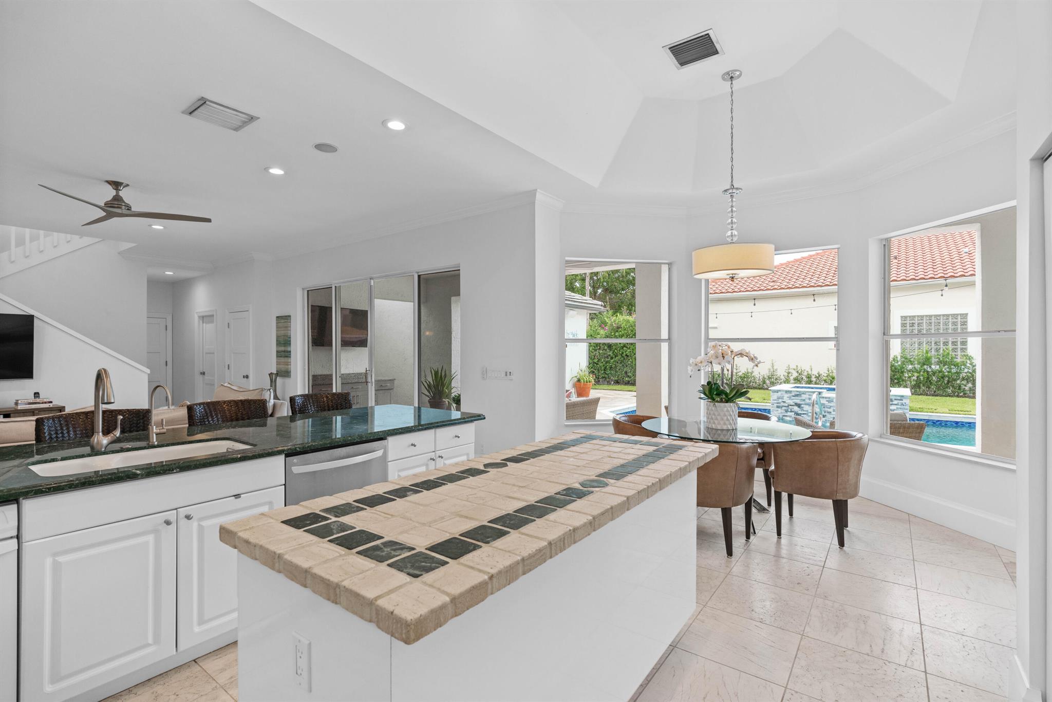 ADMIRALS COVE - Residential