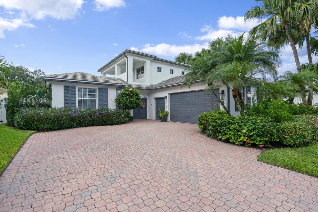 Photo of 135 W Village Way, Jupiter, FL 33458 (MLS # R10897036)