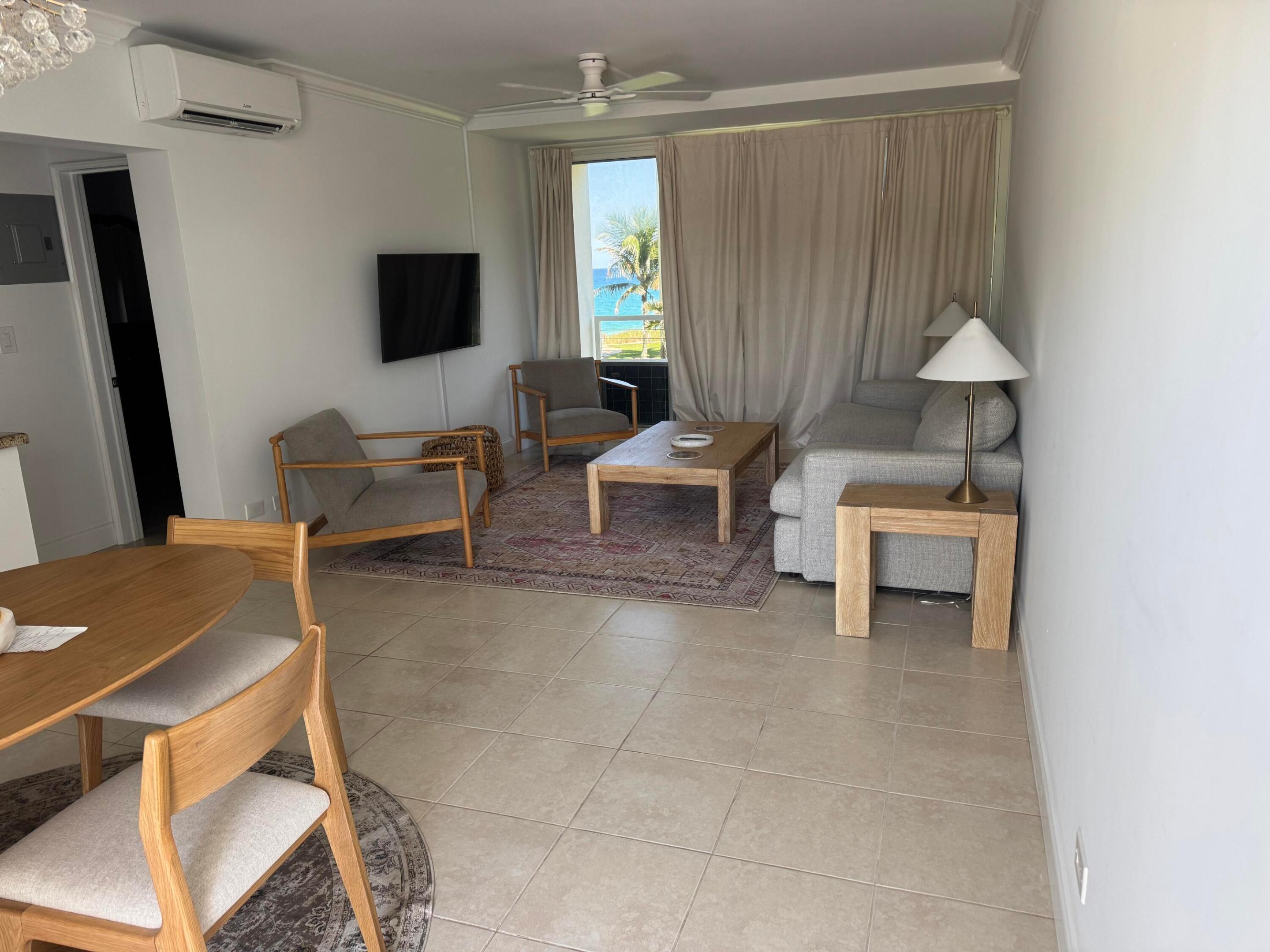 HILLSBORO MILE OCEAN APTS SEC 3 - Residential