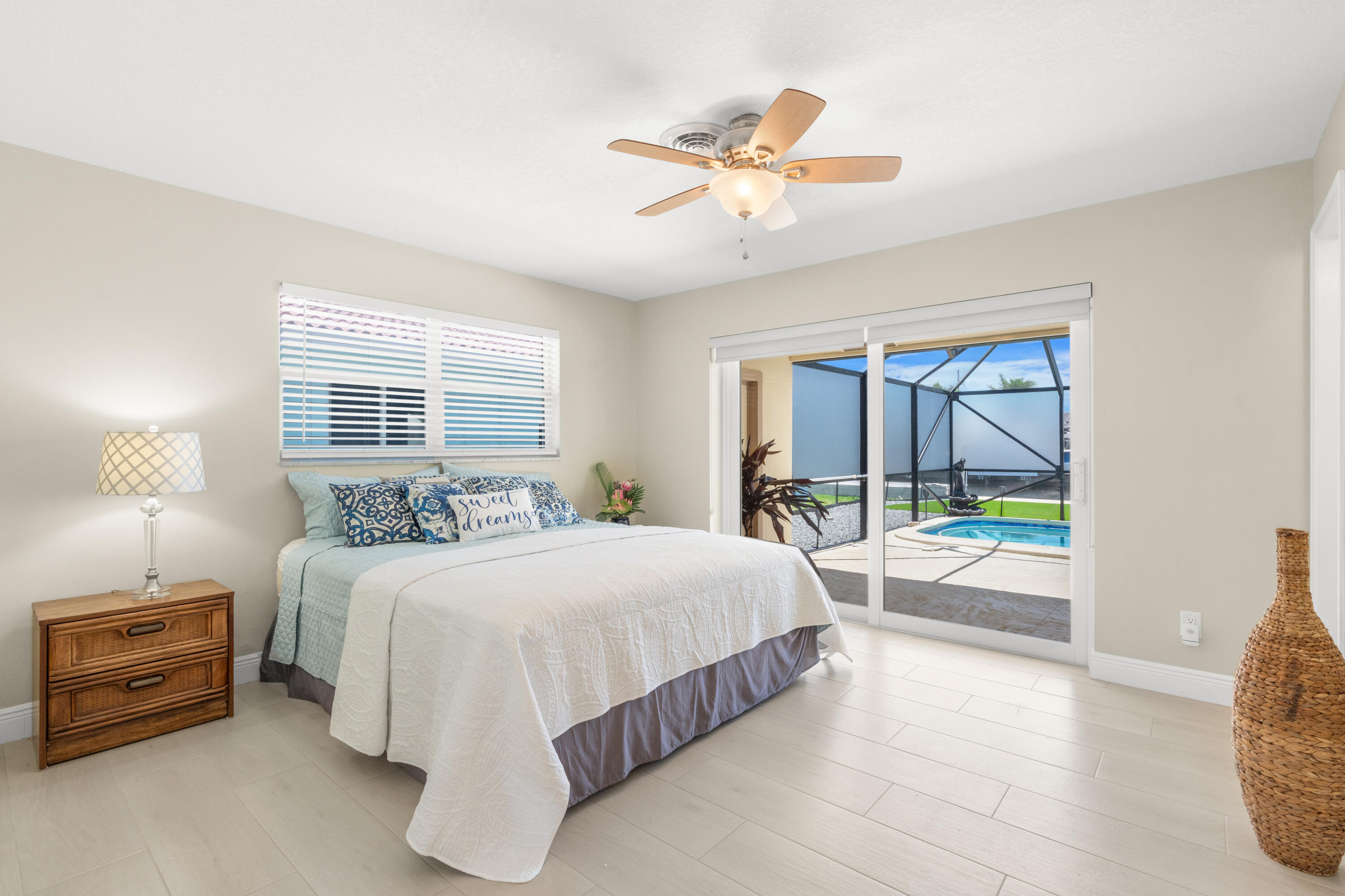 LAKE ESTATES ADD - Residential