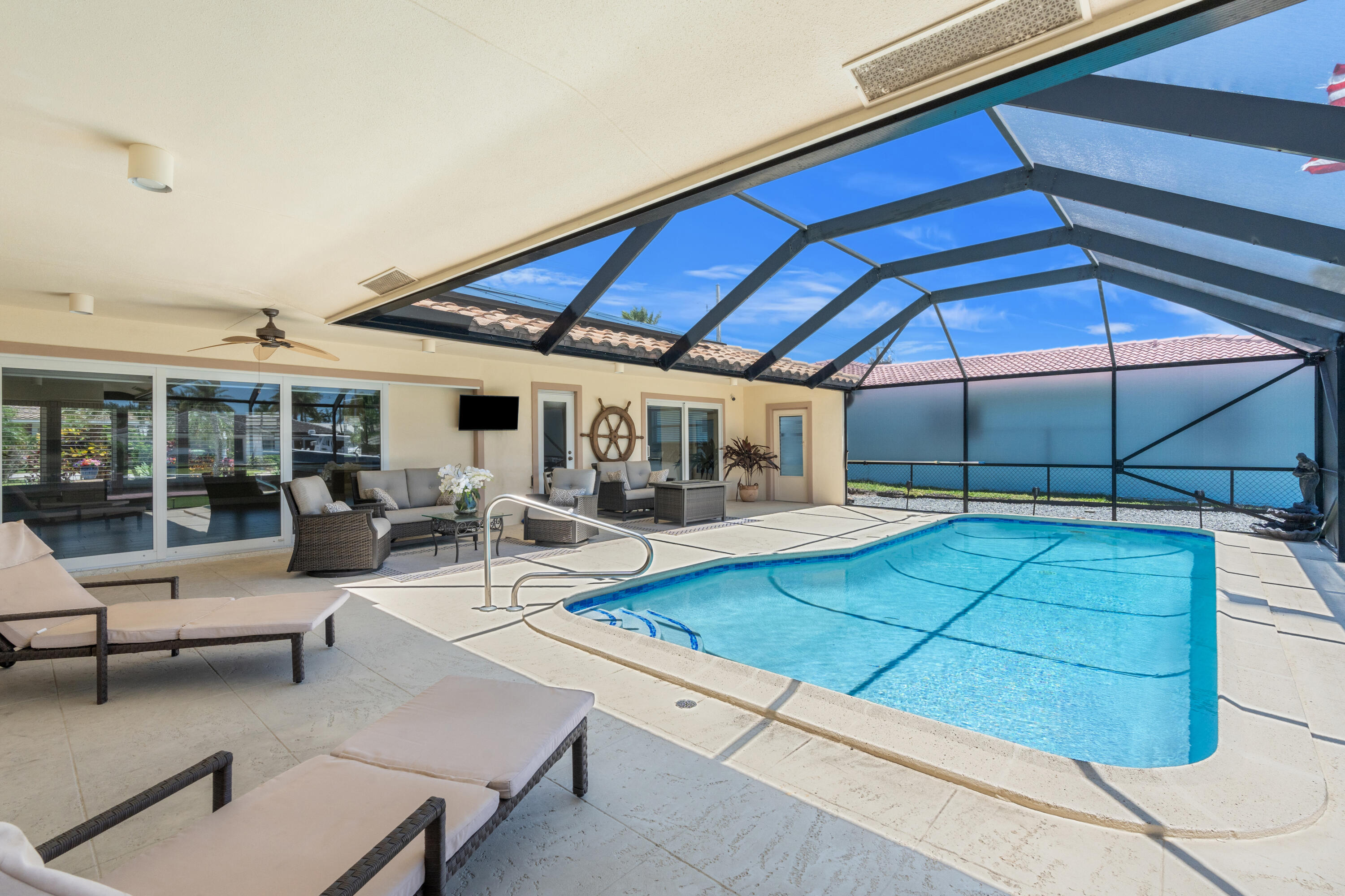 LAKE ESTATES ADD - Residential