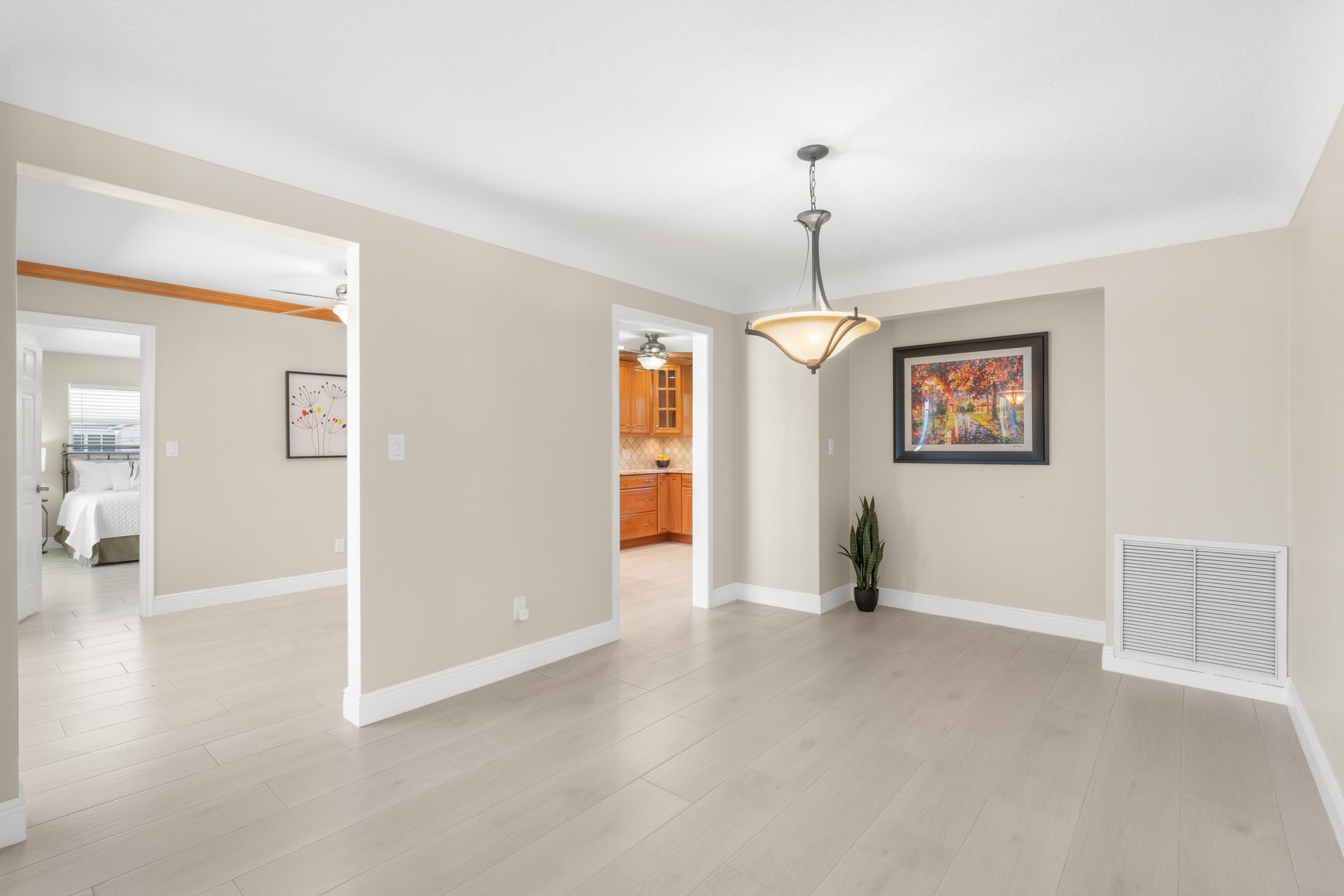 LAKE ESTATES ADD - Residential